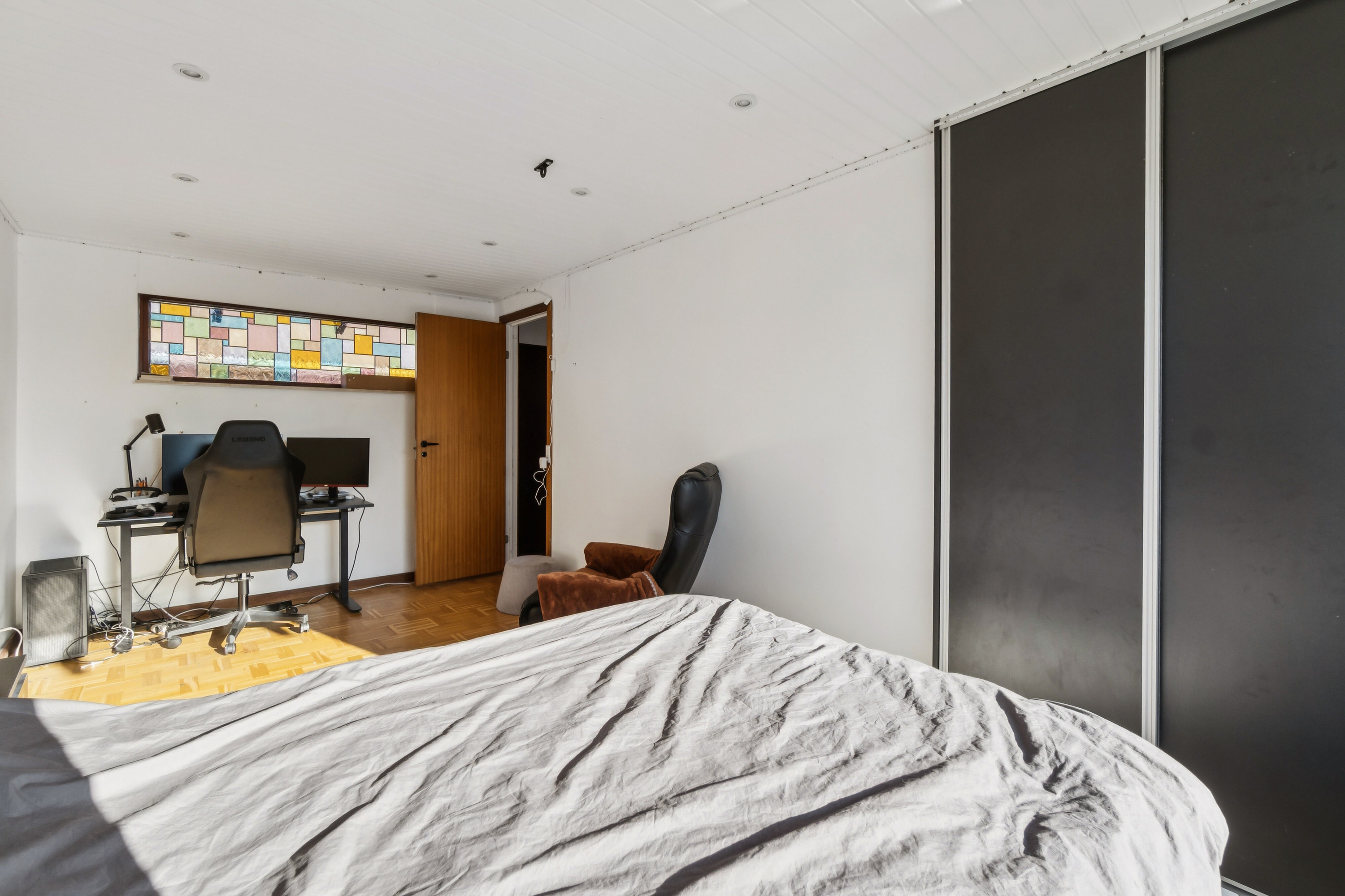 Fremhævet soveværelse billede i fuldskærmstilstand. Billede af Perlevej 24, 2650 Hvidovre