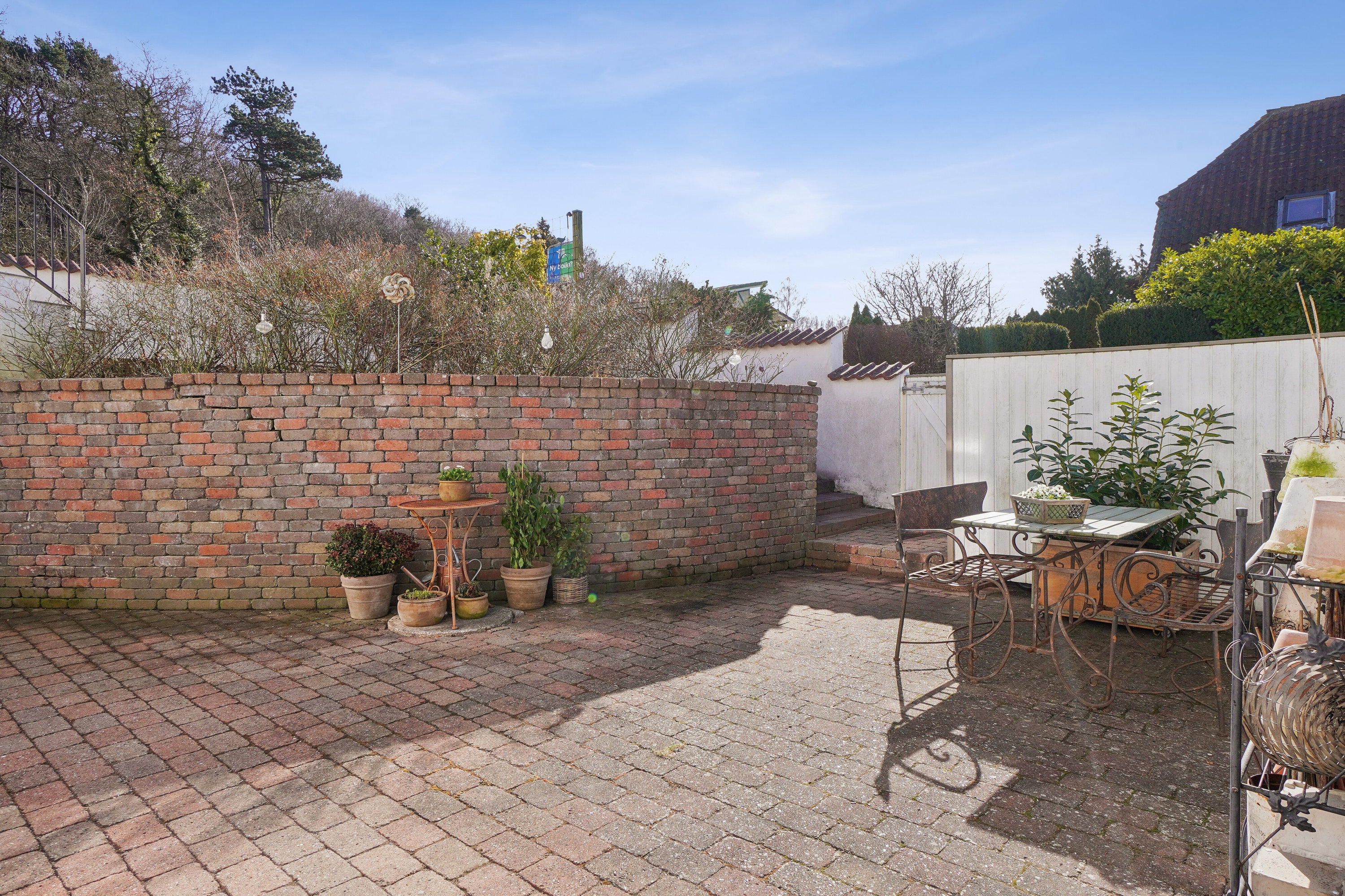 Fremhævet udendørs billede i fuldskærmstilstand. Billede af Frydsvej 15, 3300 Frederiksværk