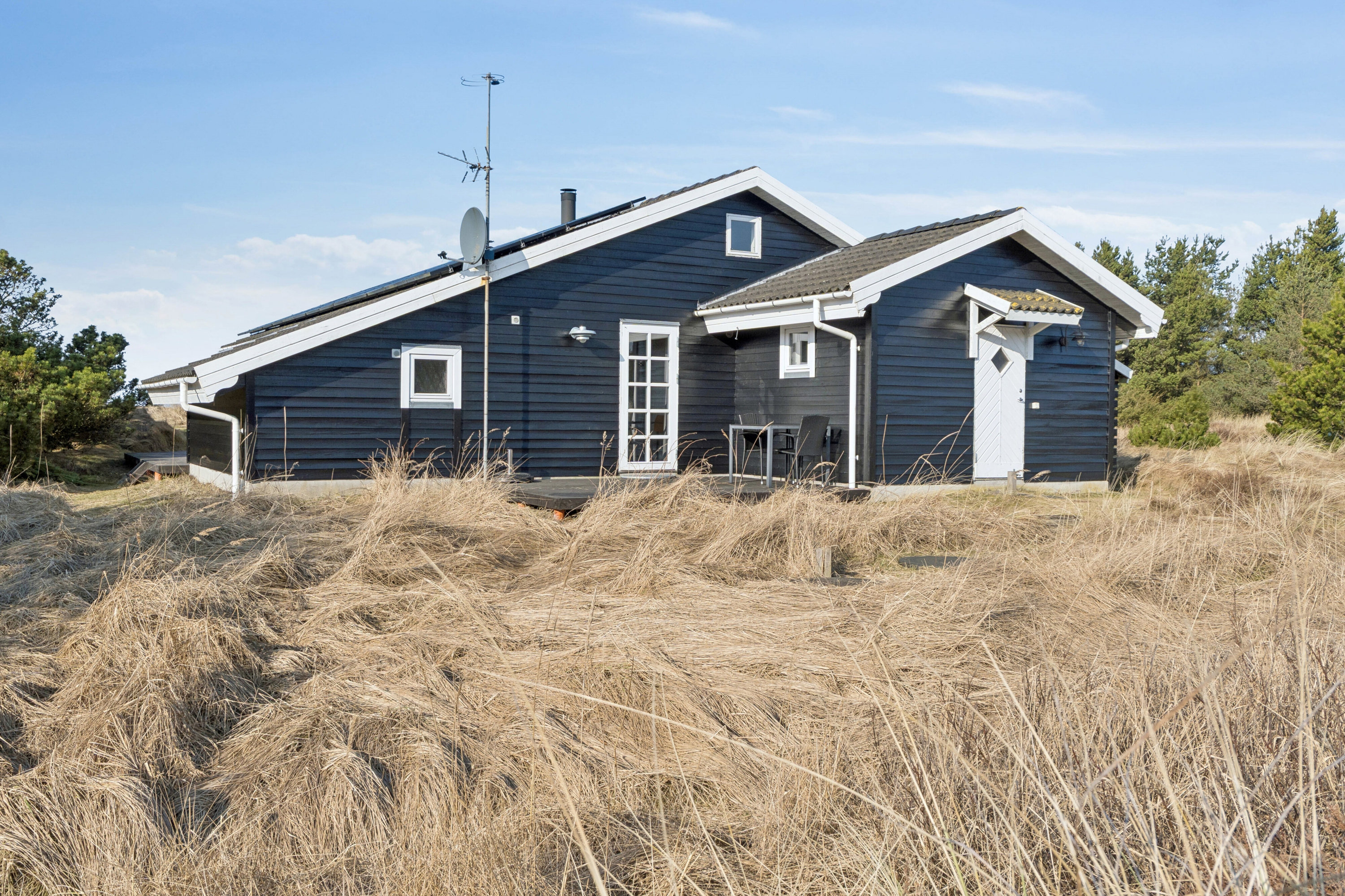 Fremhævet set fra haven billede i fuldskærmstilstand. Billede af Fasanvej 5, Tversted, 9881 Bindslev