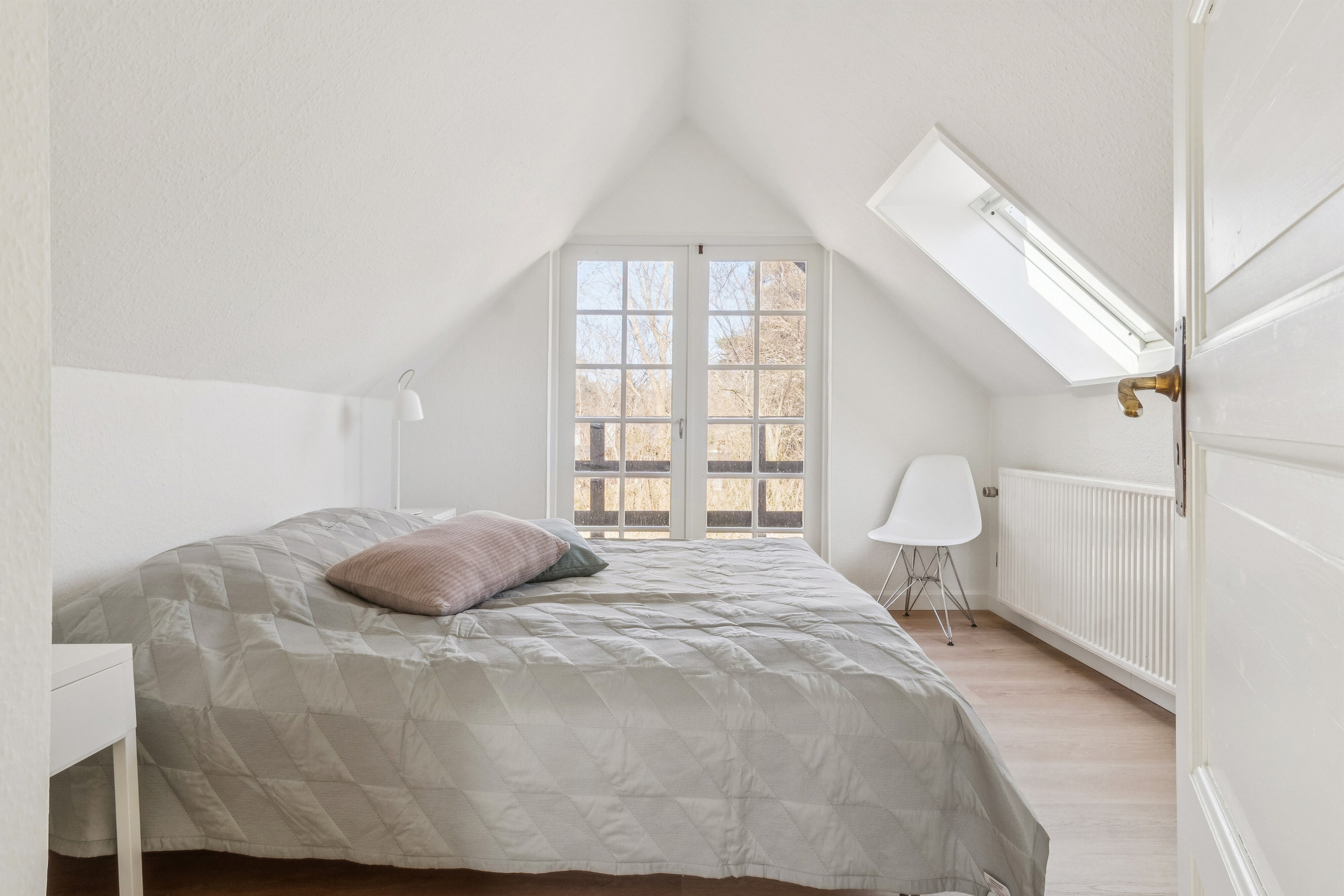 Fremhævet soveværelse billede i fuldskærmstilstand. Billede af Vinkelkrogen 3, 4540 Fårevejle