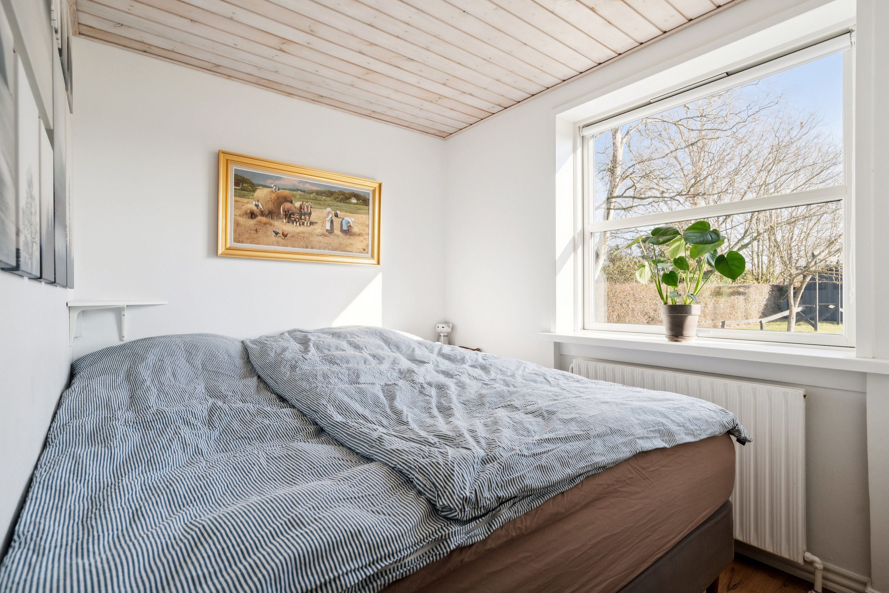 Fremhævet soveværelse billede i fuldskærmstilstand. Billede af Pernillesvej 3, 9800 Hjørring