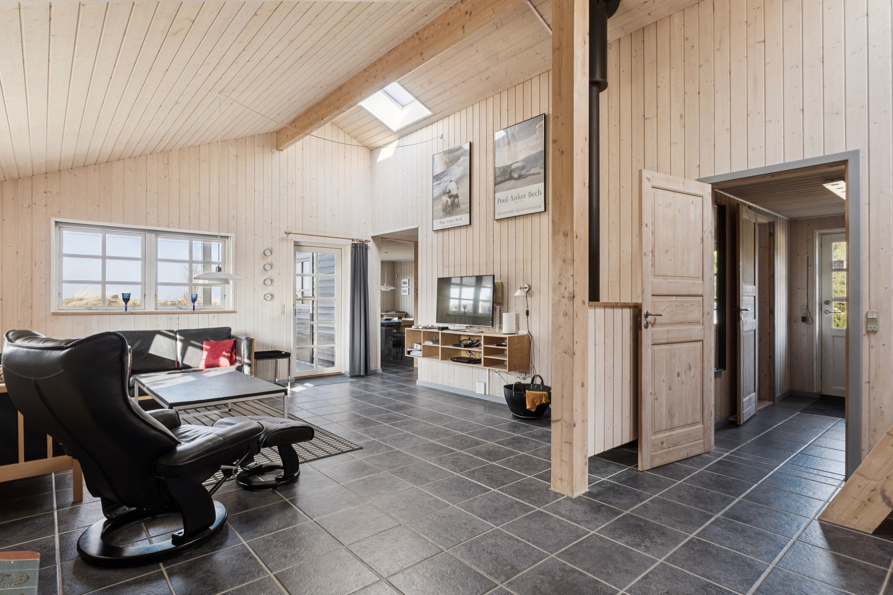 Fremhævet stue billede i fuldskærmstilstand. Billede af Fasanvej 5, Tversted, 9881 Bindslev