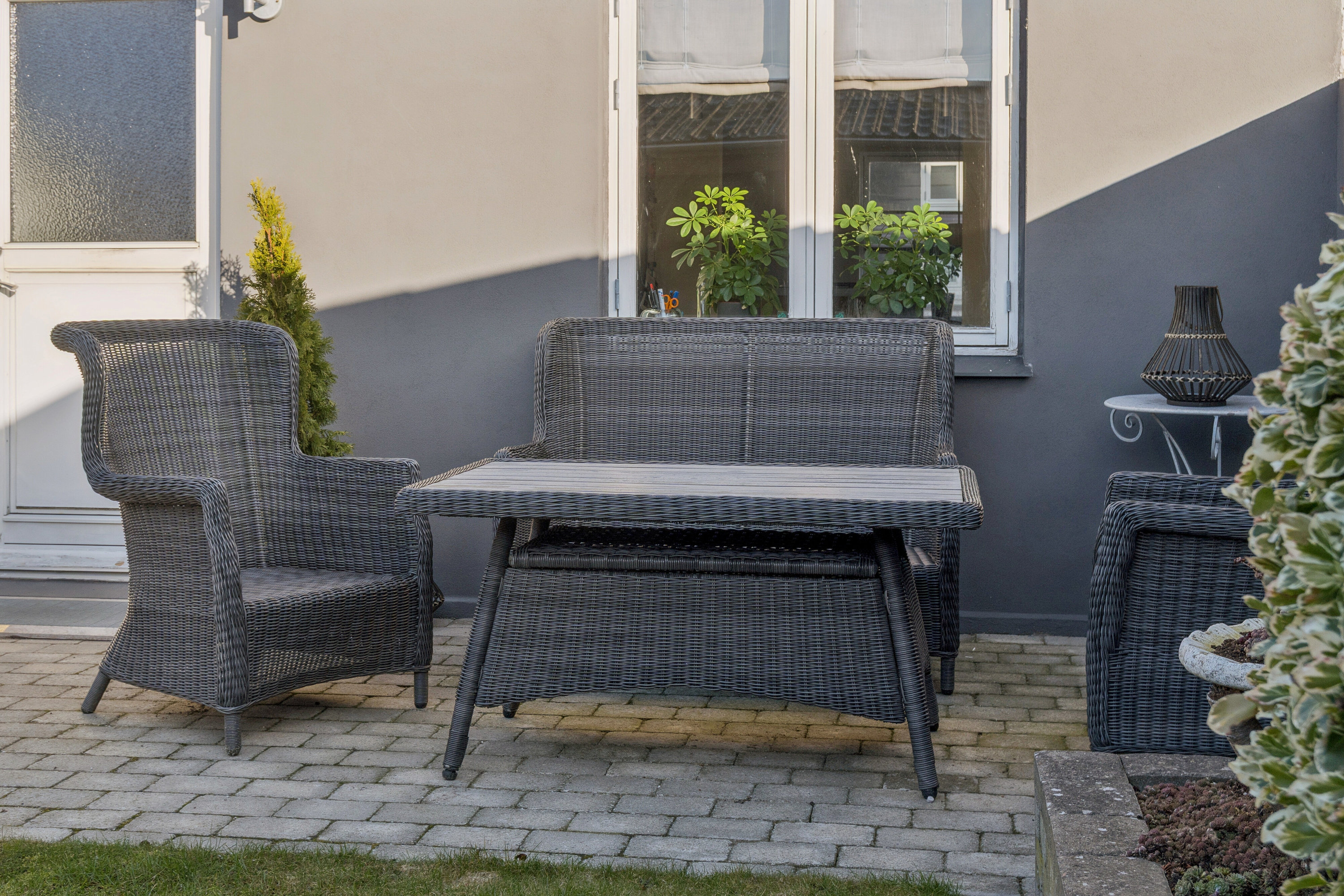 Fremhævet udendørs billede i fuldskærmstilstand. Billede af Margrethevej 15B, 4400 Kalundborg