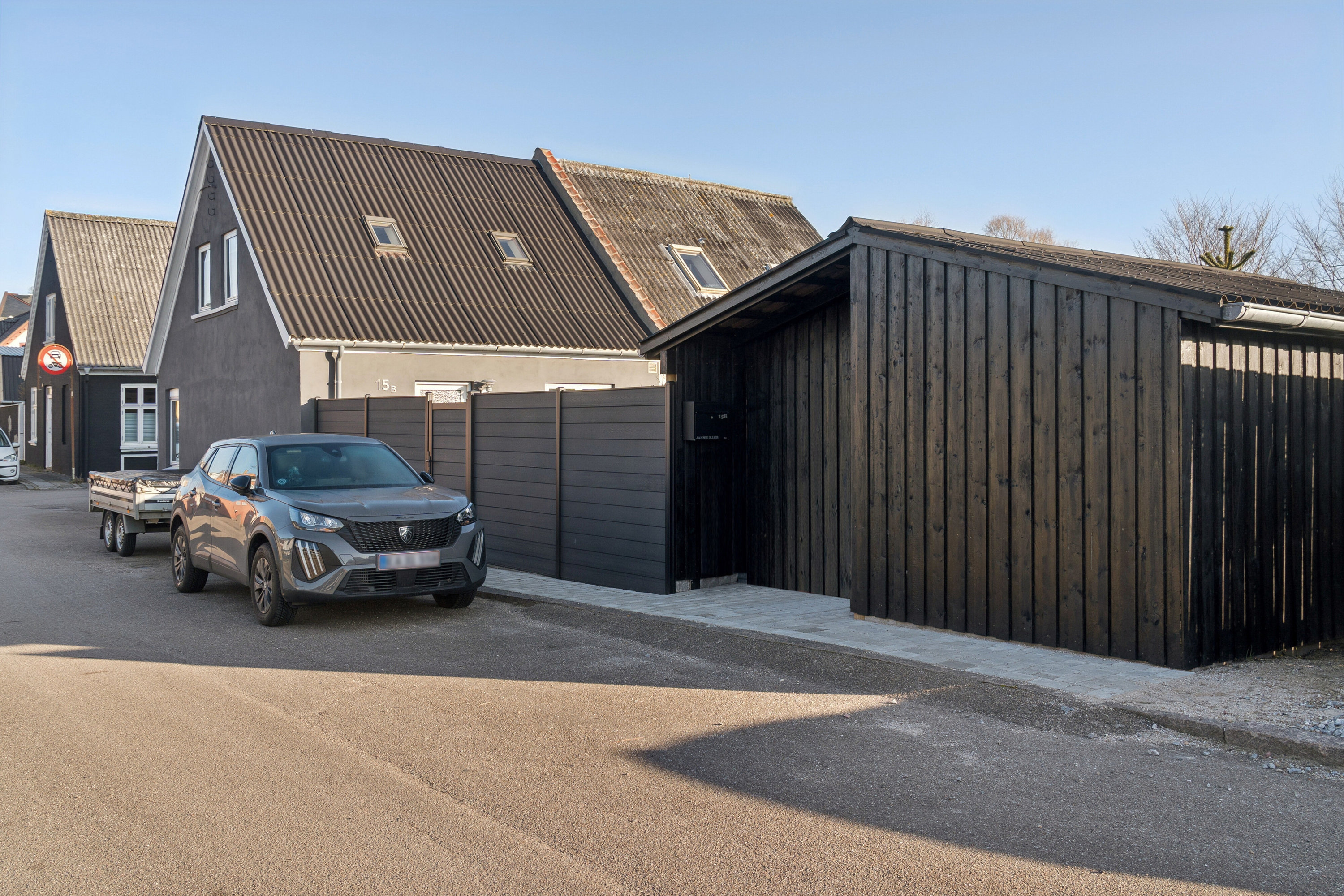 Fremhævet set fra vejen billede i fuldskærmstilstand. Billede af Margrethevej 15B, 4400 Kalundborg