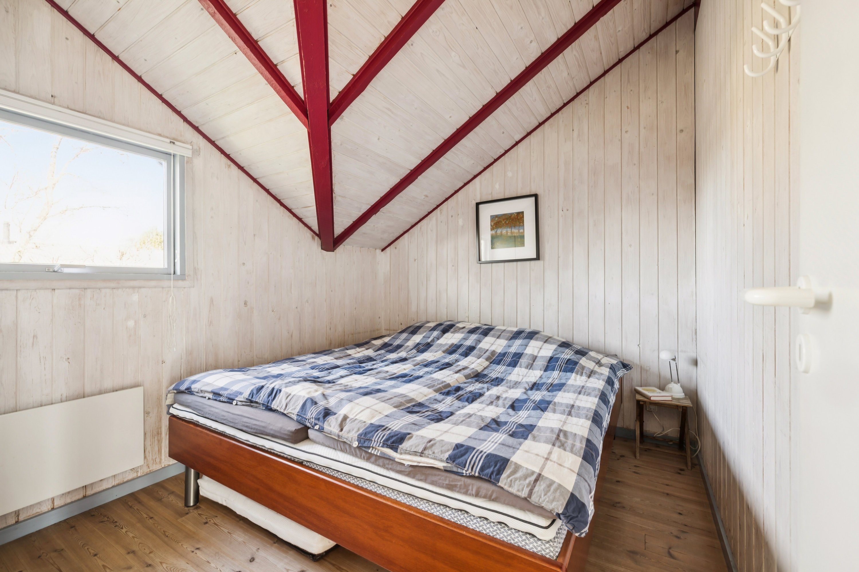 Fremhævet soveværelse billede i fuldskærmstilstand. Billede af Rønnevænget 3, Hesselbjerg, 5932 Humble