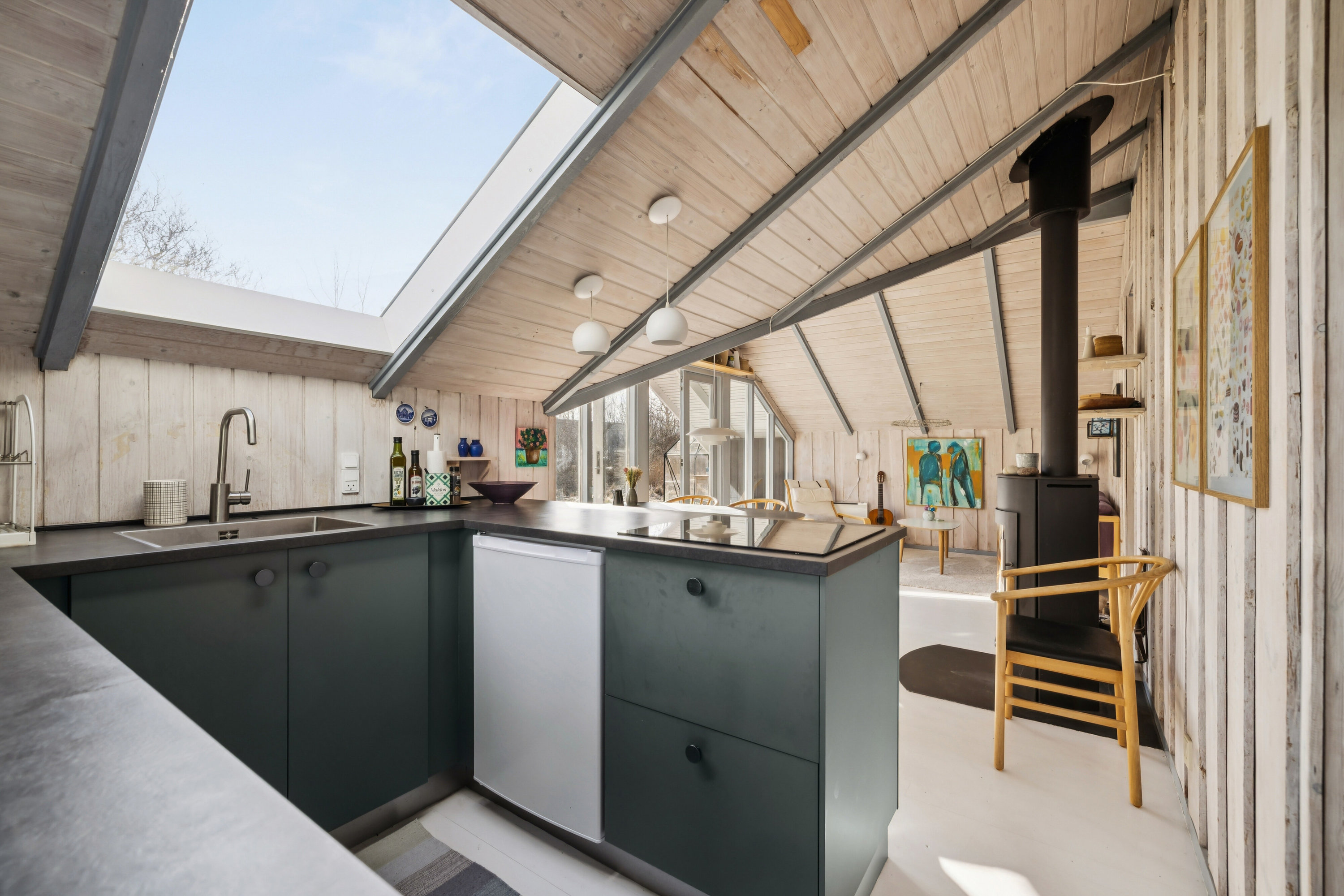 Fremhævet køkken billede i fuldskærmstilstand. Billede af Rønnevænget 3, Hesselbjerg, 5932 Humble