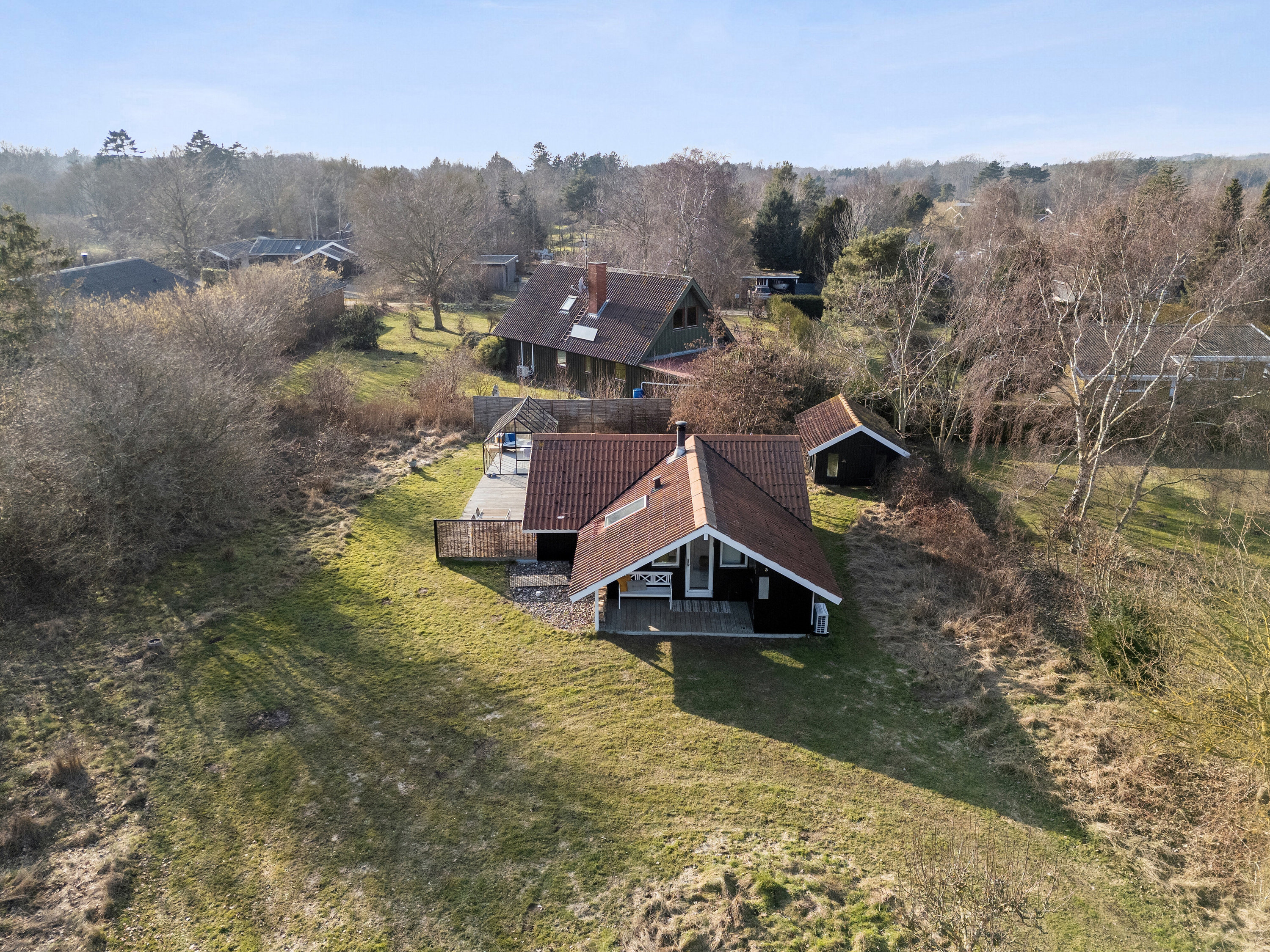 Fremhævet luftfoto billede i fuldskærmstilstand. Billede af Rønnevænget 3, Hesselbjerg, 5932 Humble