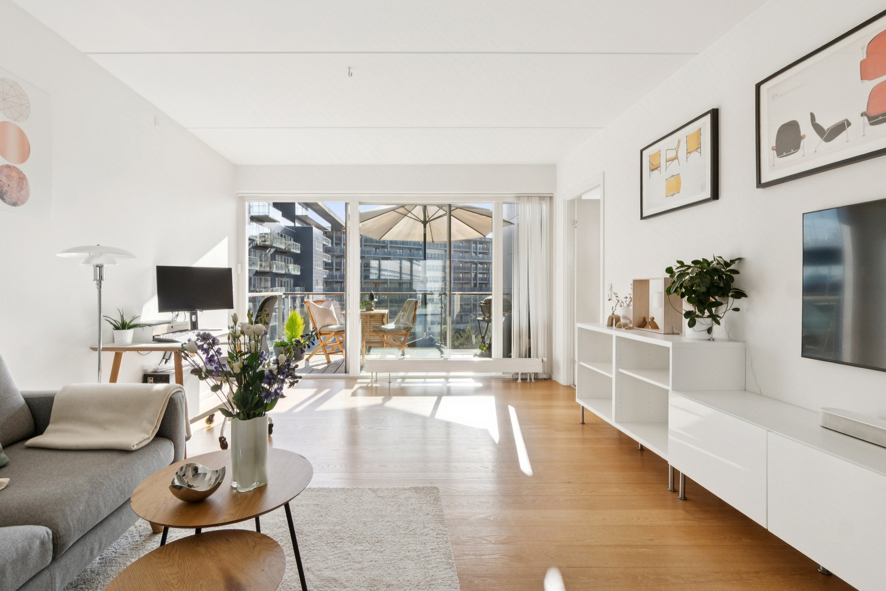 Fremhævet stue billede i fuldskærmstilstand. Billede af Tom Kristensens Vej 30, 3. tv., 2300 København S