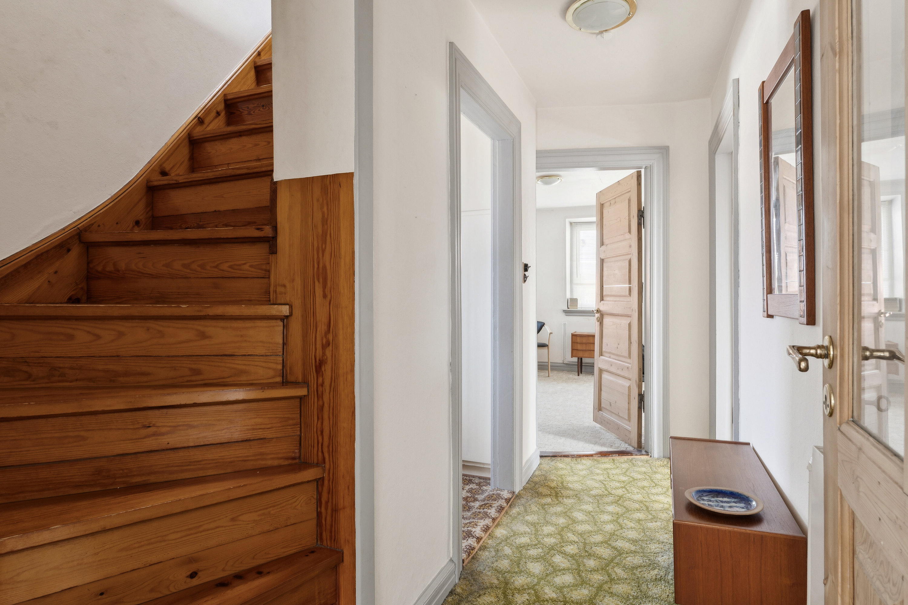 Fremhævet hall billede i fuldskærmstilstand. Billede af Korsgade 5, 8600 Silkeborg