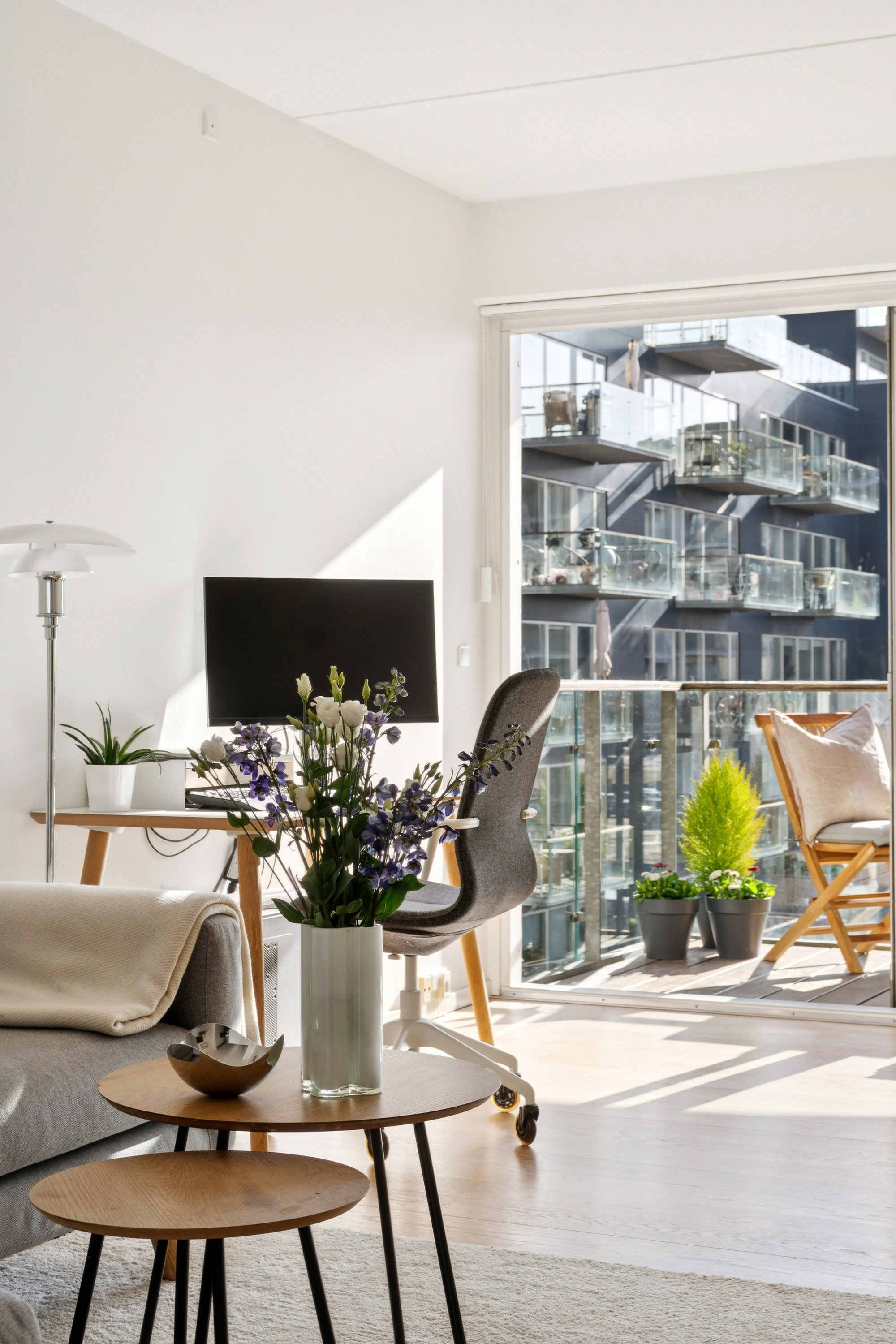 Fremhævet stue billede i fuldskærmstilstand. Billede af Tom Kristensens Vej 30, 3. tv., 2300 København S