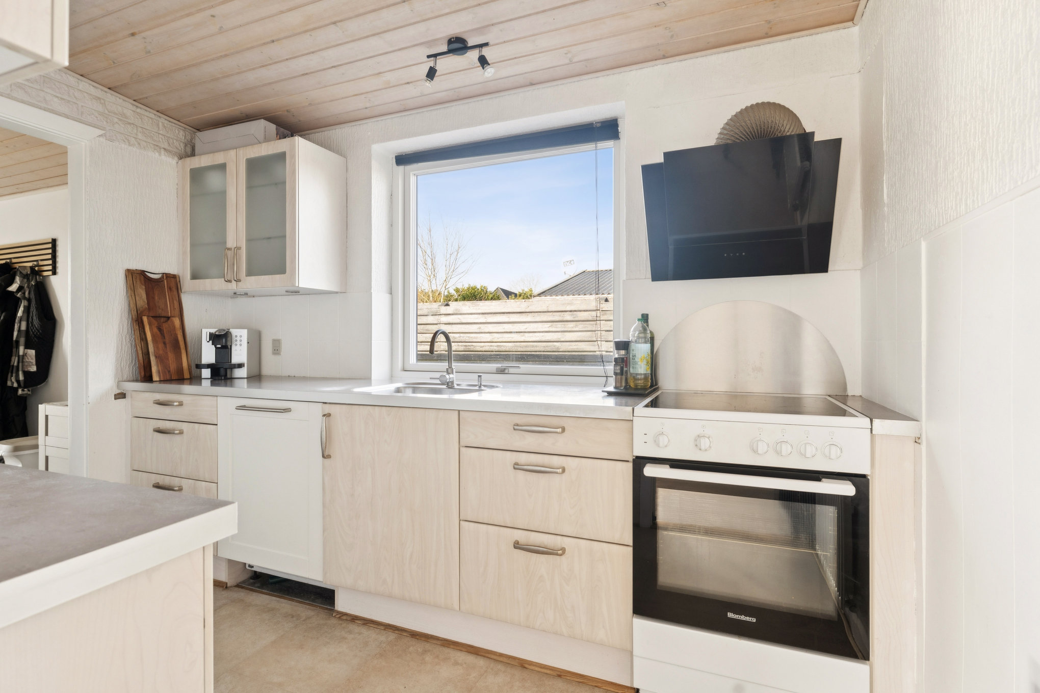 Fremhævet køkken billede i fuldskærmstilstand. Billede af Rønnebærvej 21, 8920 Randers NV