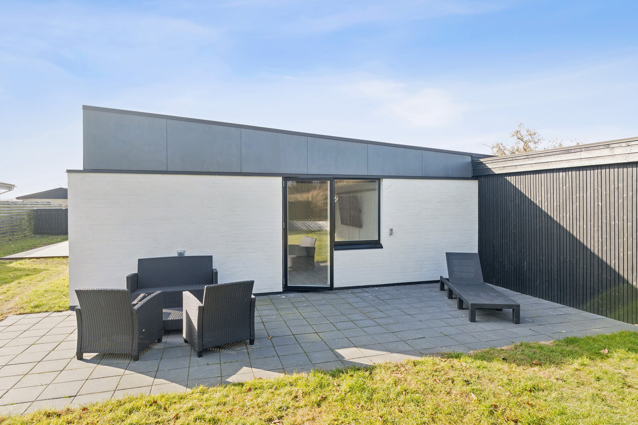 Fremhævet terrasse billede i fuldskærmstilstand. Billede af Rønnebærvej 21, 8920 Randers NV