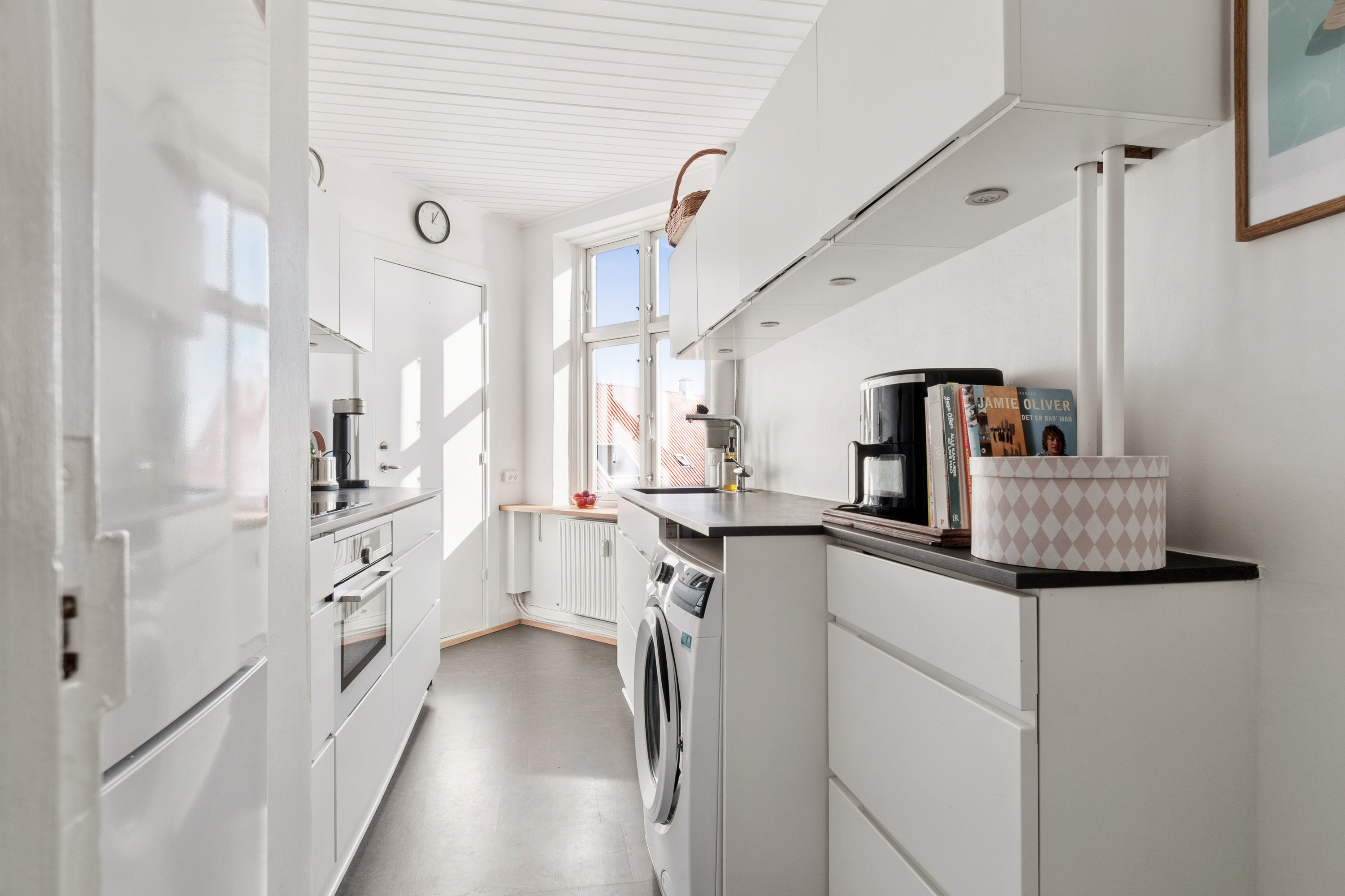 Fremhævet køkken billede i fuldskærmstilstand. Billede af Stengade 8A, 3. th., 3000 Helsingør