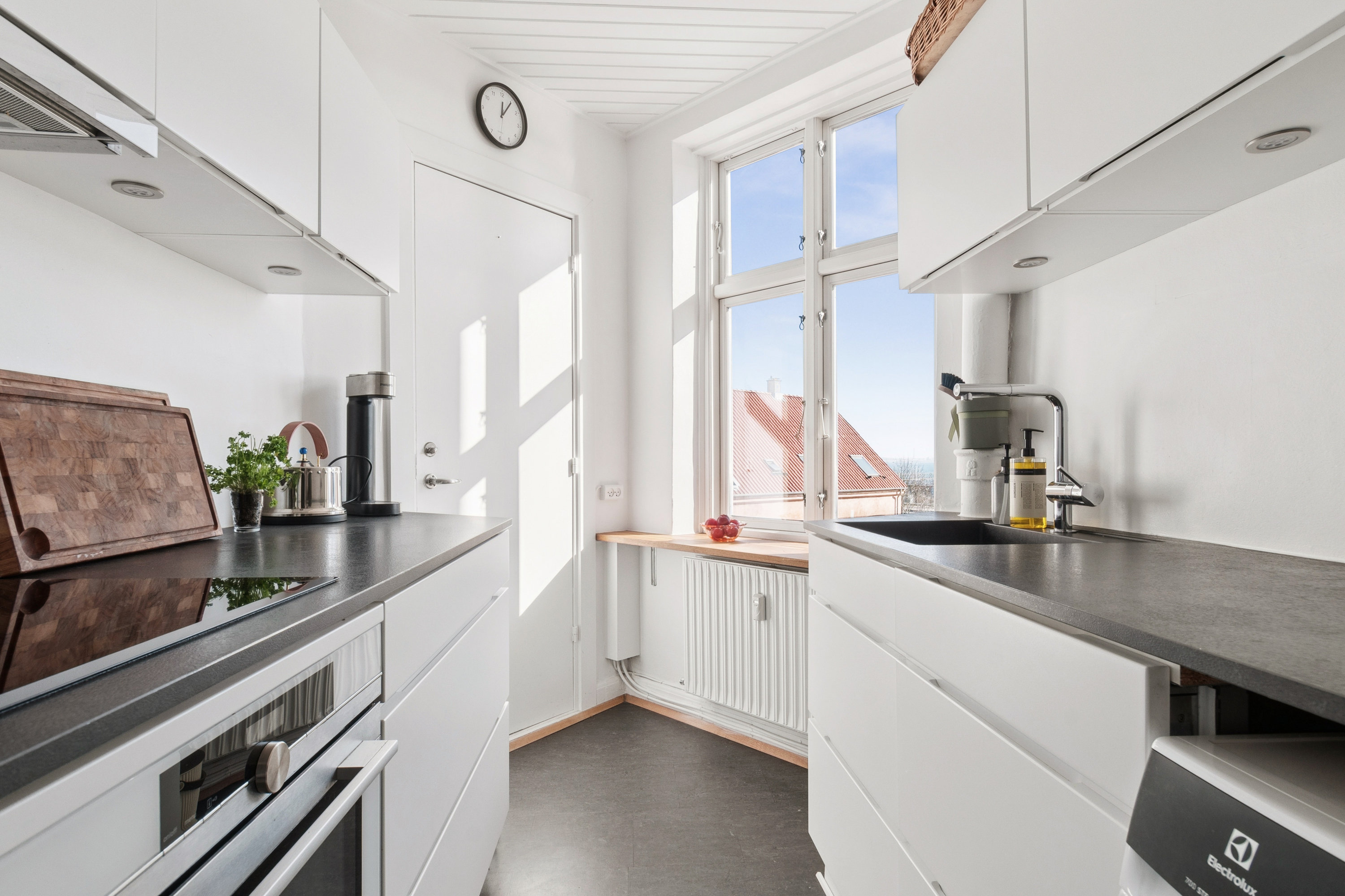 Fremhævet køkken billede i fuldskærmstilstand. Billede af Stengade 8A, 3. th., 3000 Helsingør