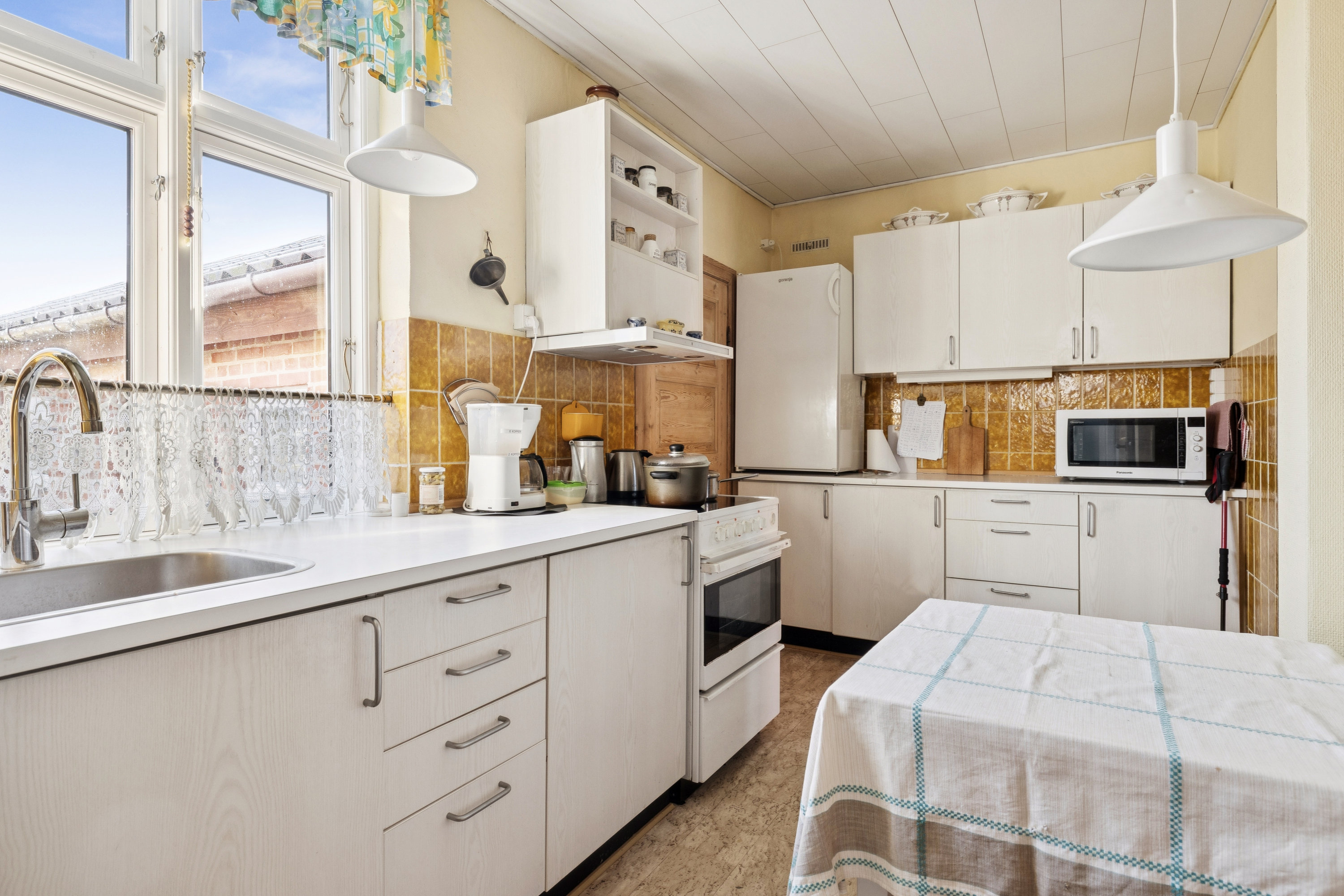 Fremhævet køkken billede i fuldskærmstilstand. Billede af Vibevej 14, 8660 Skanderborg