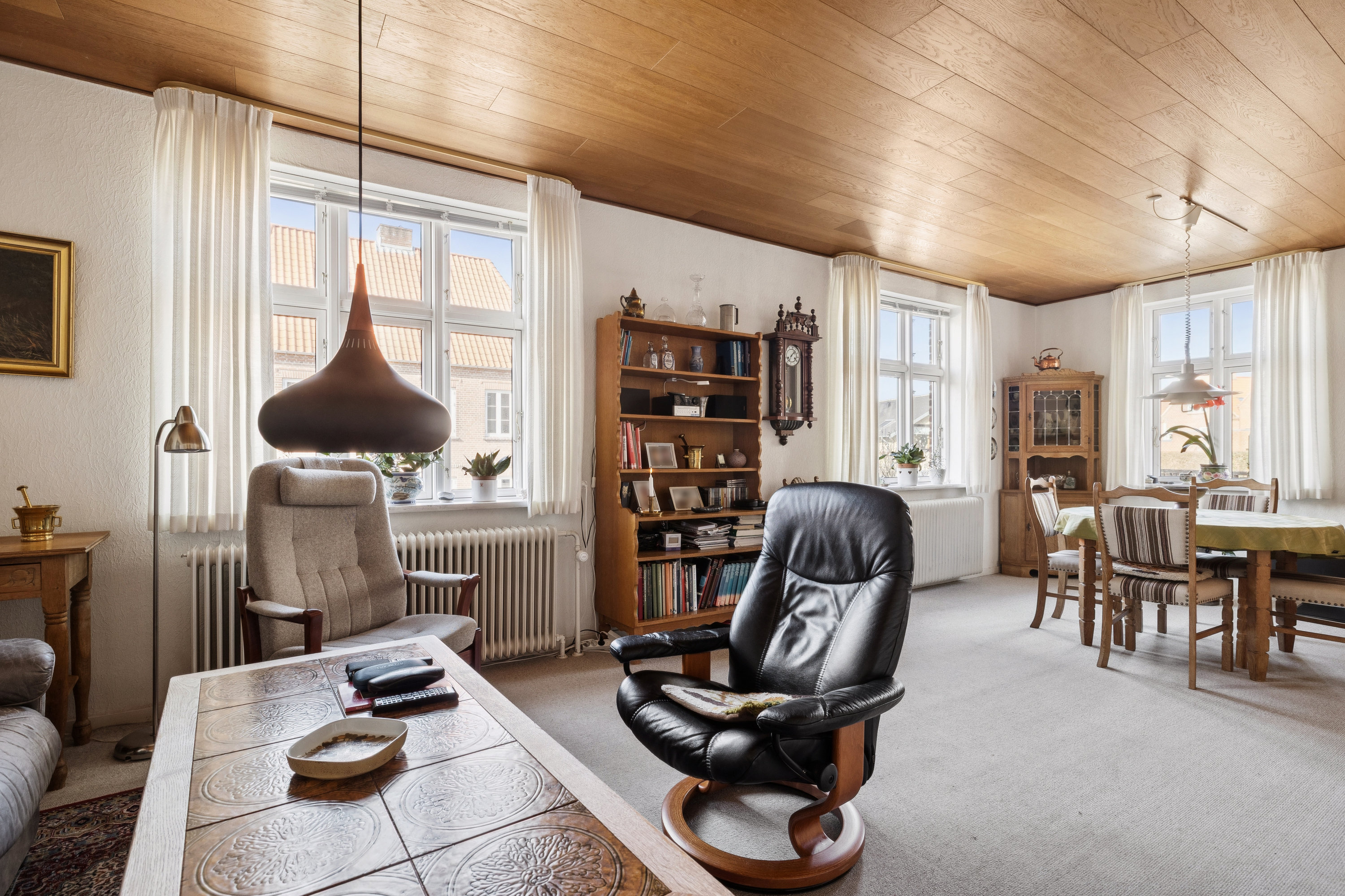 Fremhævet stue billede i fuldskærmstilstand. Billede af Vibevej 14, 8660 Skanderborg