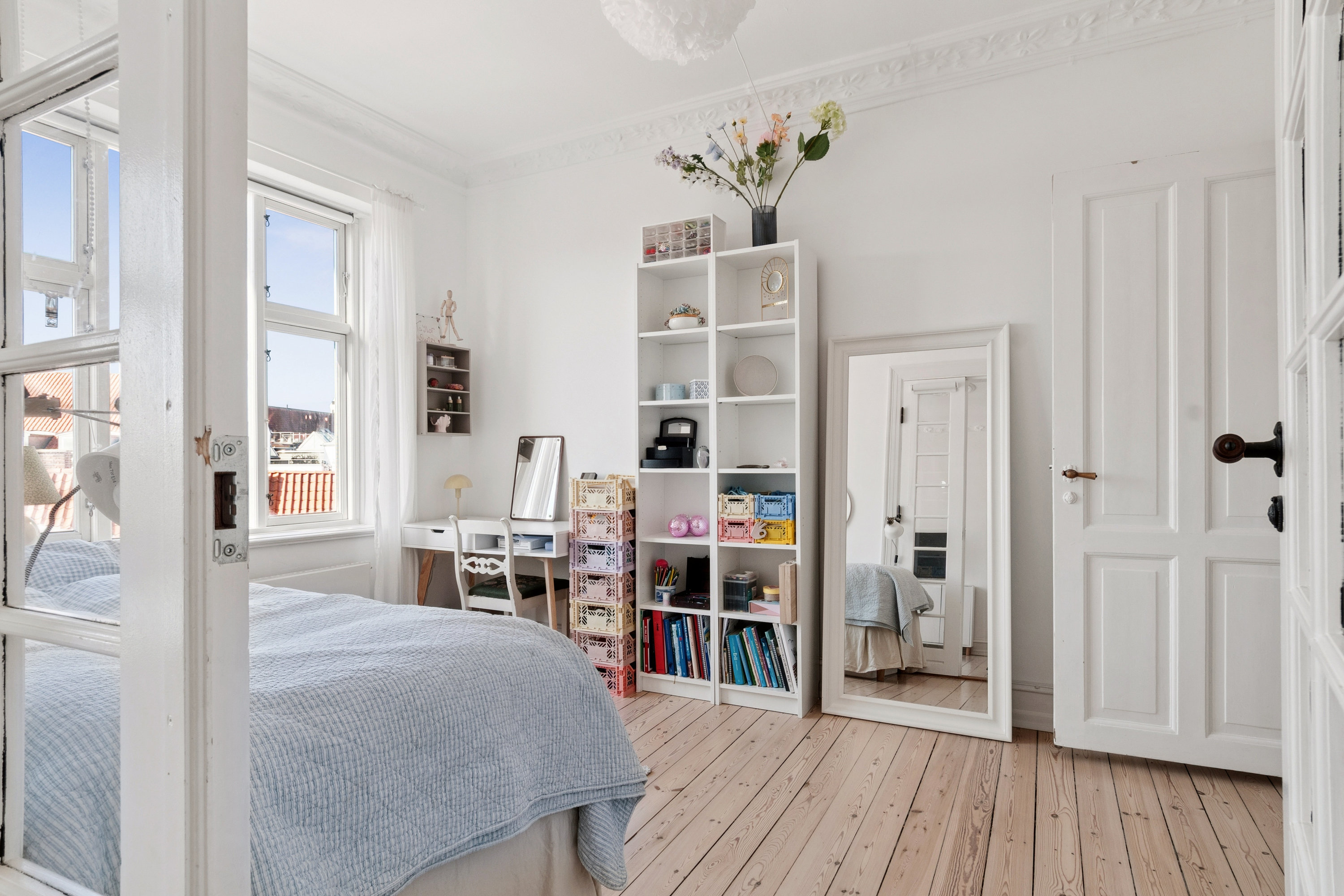 Fremhævet stue billede i fuldskærmstilstand. Billede af Stengade 8A, 3. th., 3000 Helsingør