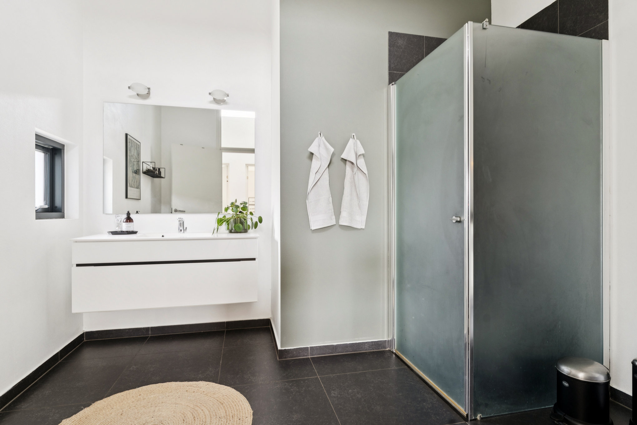 Fremhævet badeværelse billede i fuldskærmstilstand. Billede af Vædderen 13, 8920 Randers NV