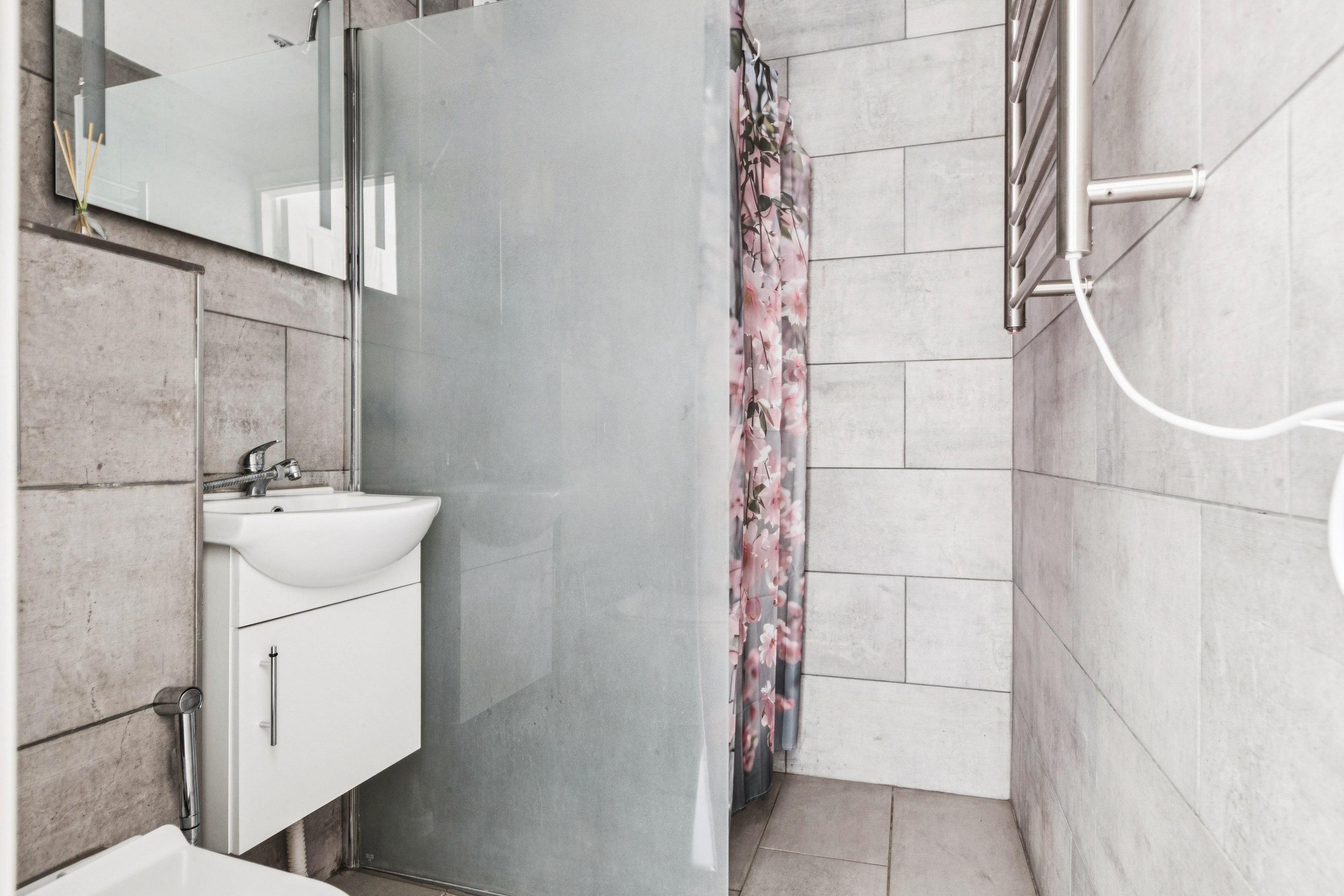 Fremhævet badeværelse billede i fuldskærmstilstand. Billede af Vejlegårdsparken 40, st.. 4., 2665 Vallensbæk Strand