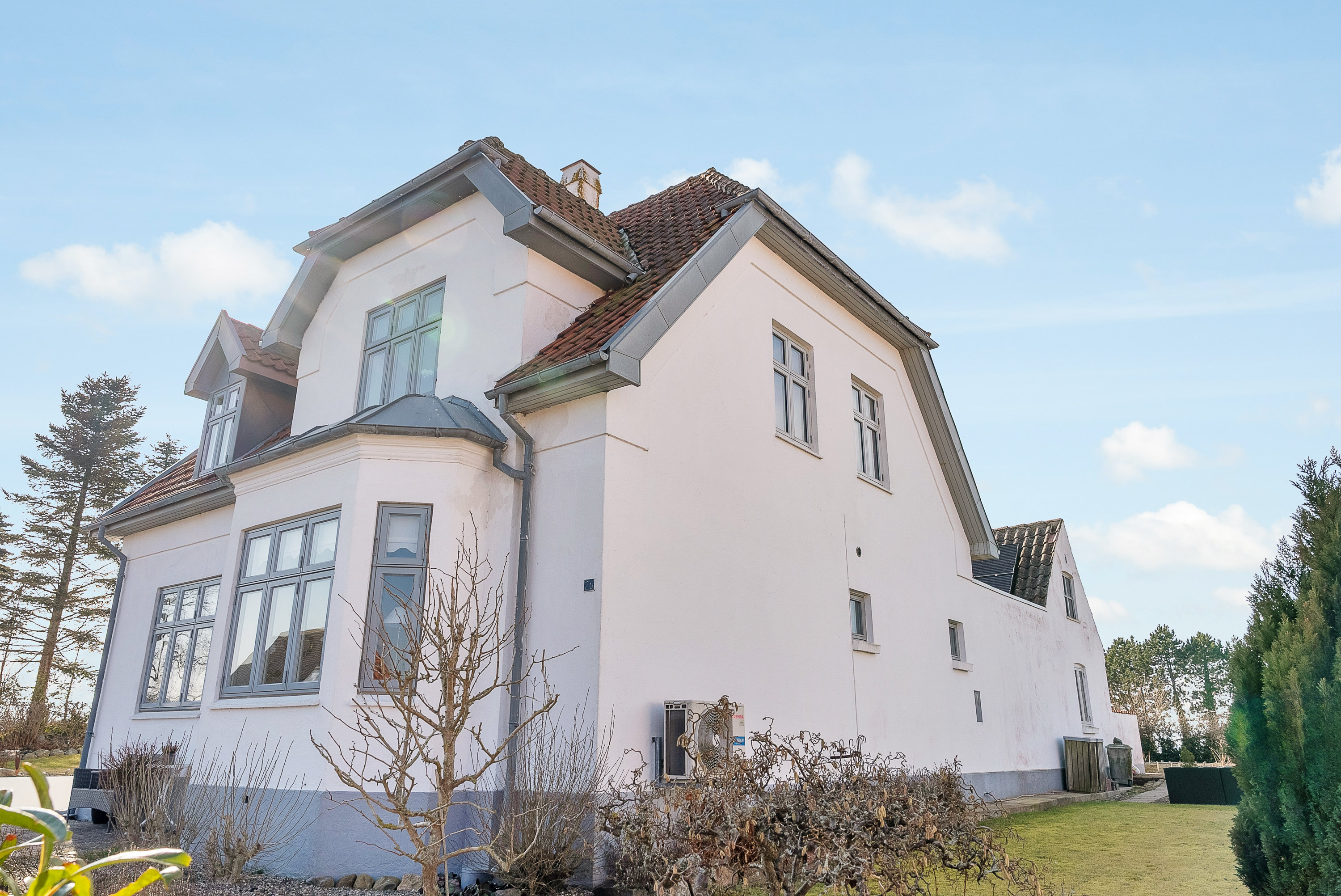 Fremhævet facade billede i fuldskærmstilstand. Billede af Fiskervænget 26, Dyreborg, 5600 Faaborg