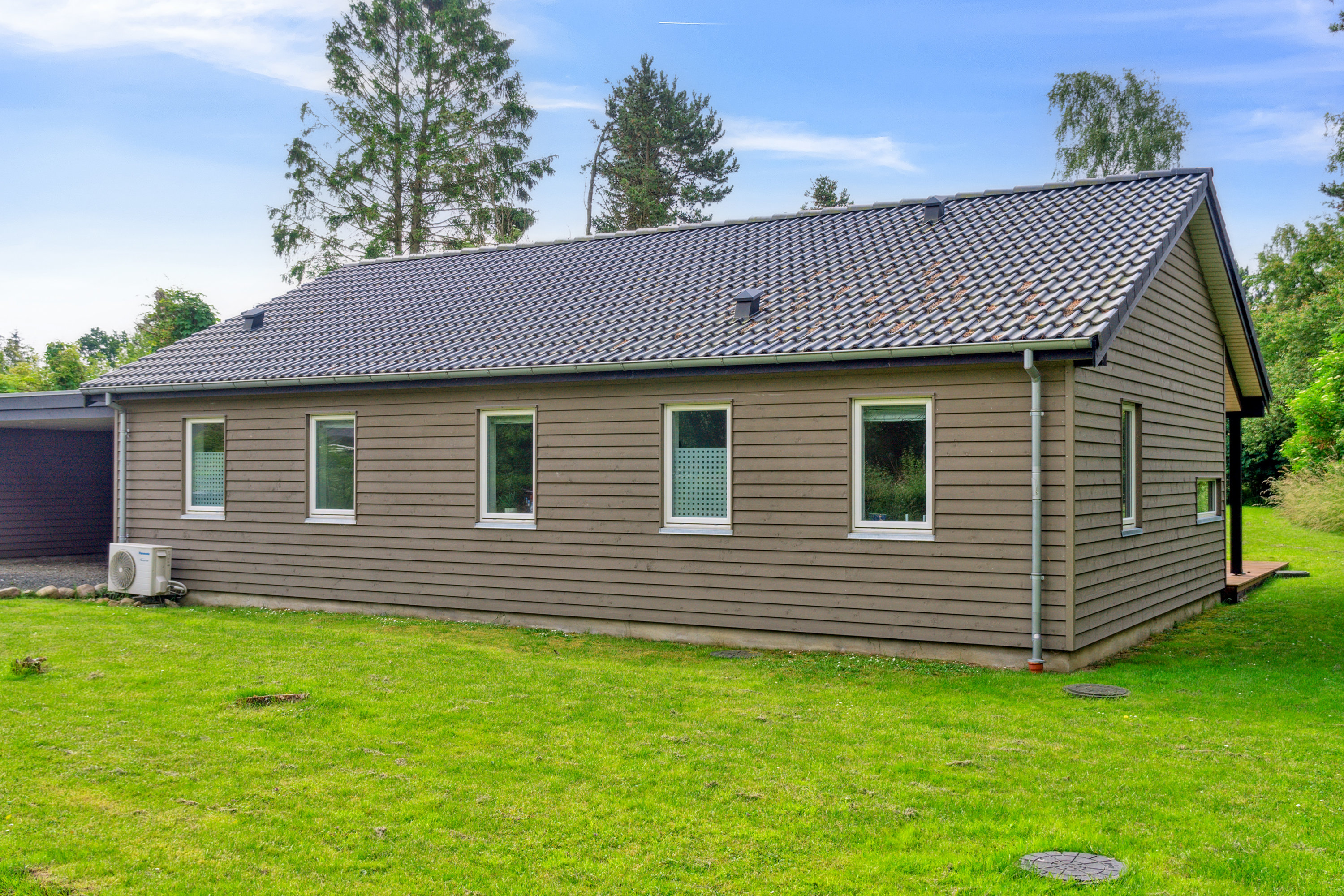 Fremhævet  billede i fuldskærmstilstand. Billede af Kastanievænget 10, Bøged Strand, 4720 Præstø