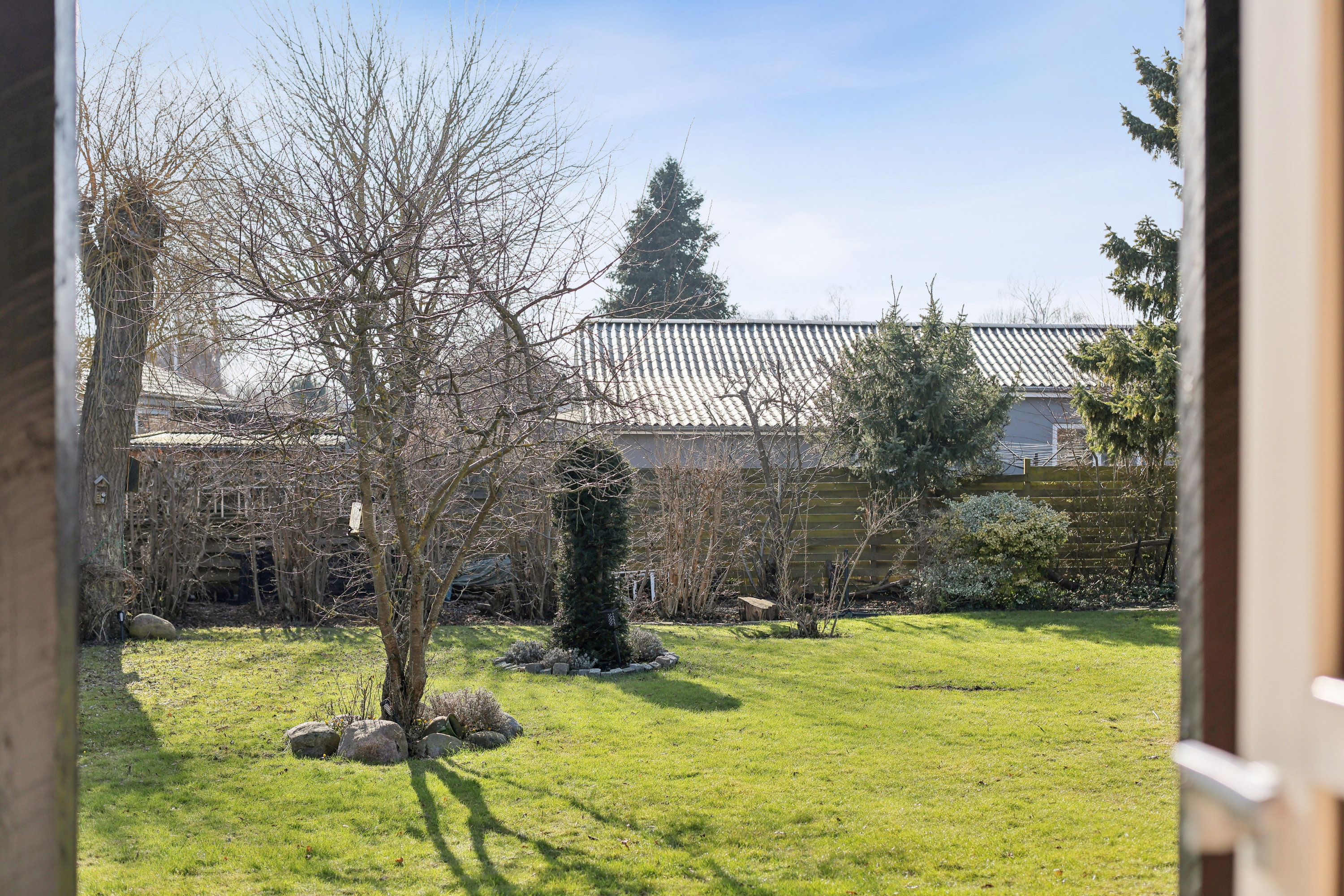 Fremhævet have billede i fuldskærmstilstand. Billede af Strandlyst Alle 25, 2670 Greve