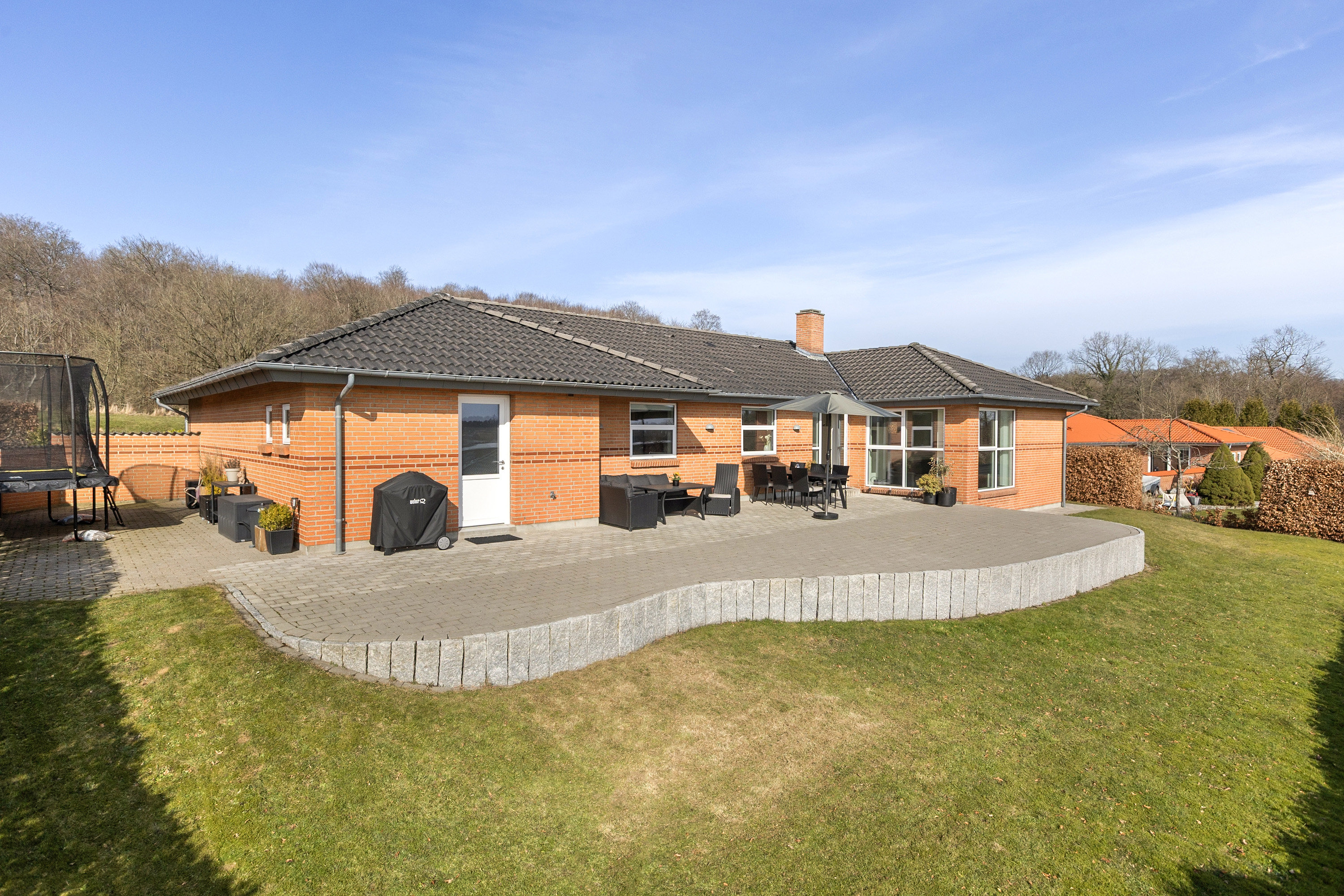 Fremhævet ejendommen billede i fuldskærmstilstand. Billede af Skovbakken 45, 6200 Aabenraa