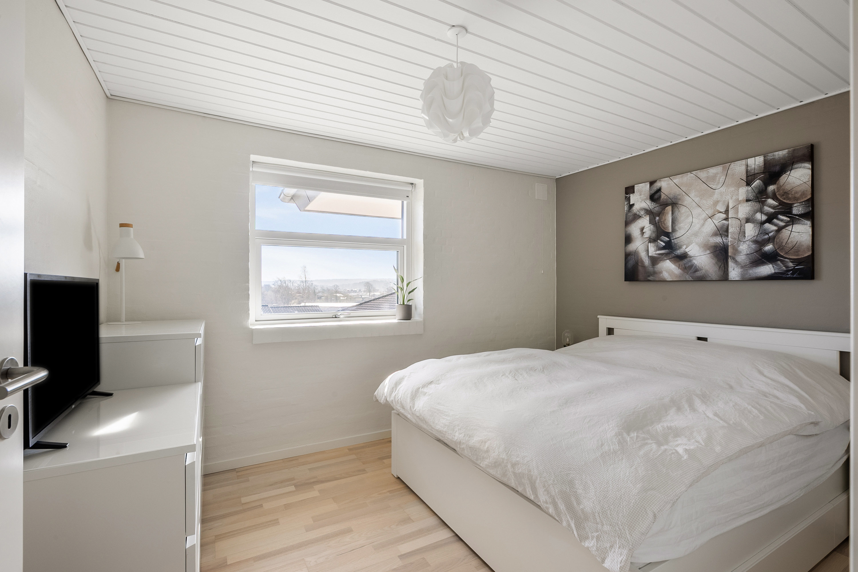 Fremhævet soveværelse billede i fuldskærmstilstand. Billede af Skovbakken 45, 6200 Aabenraa