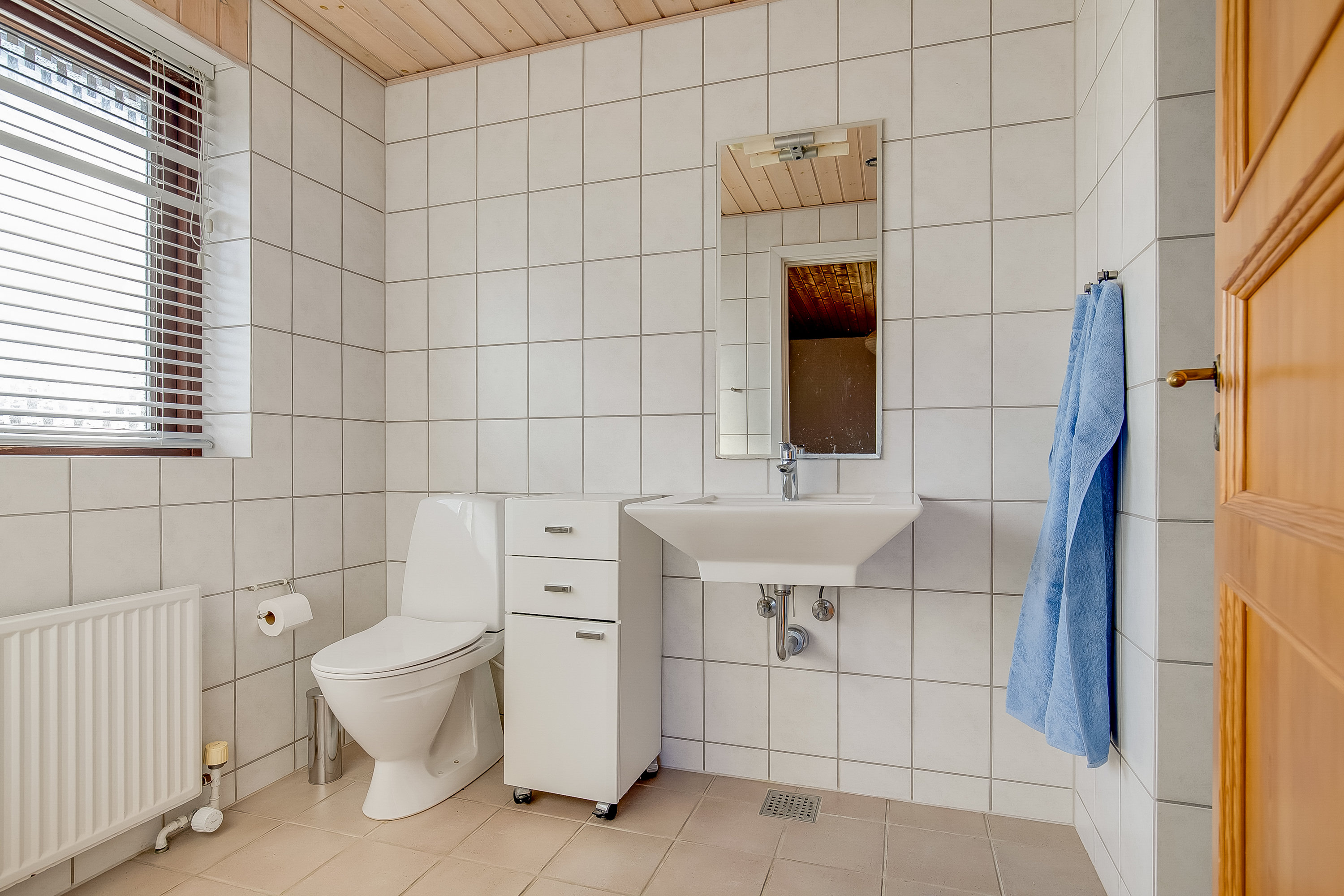 Fremhævet badeværelse billede i fuldskærmstilstand. Billede af Esbern Snares Vej 2, Vinding, 7100 Vejle