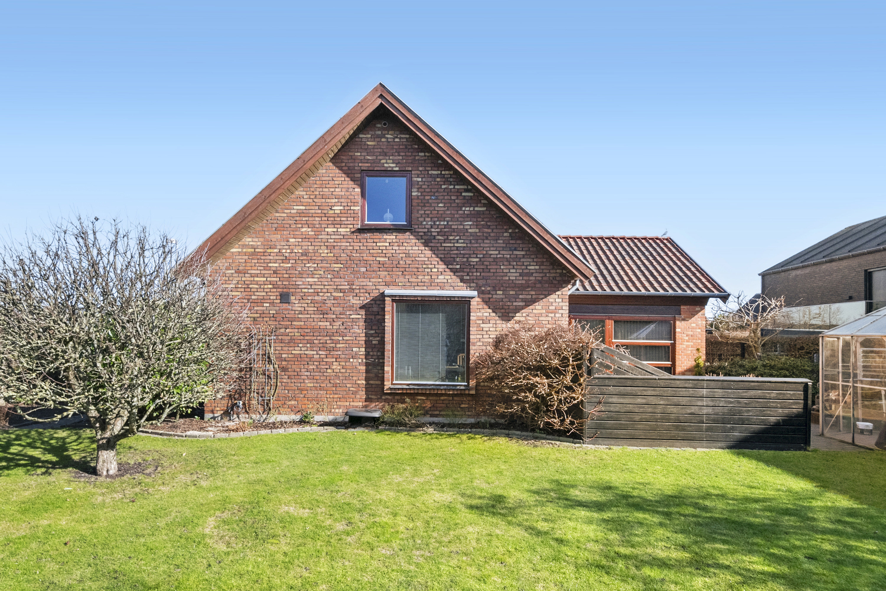 Fremhævet ejendommen billede i fuldskærmstilstand. Billede af Vejlby Ringvej 8, Risvangen, 8200 Aarhus N