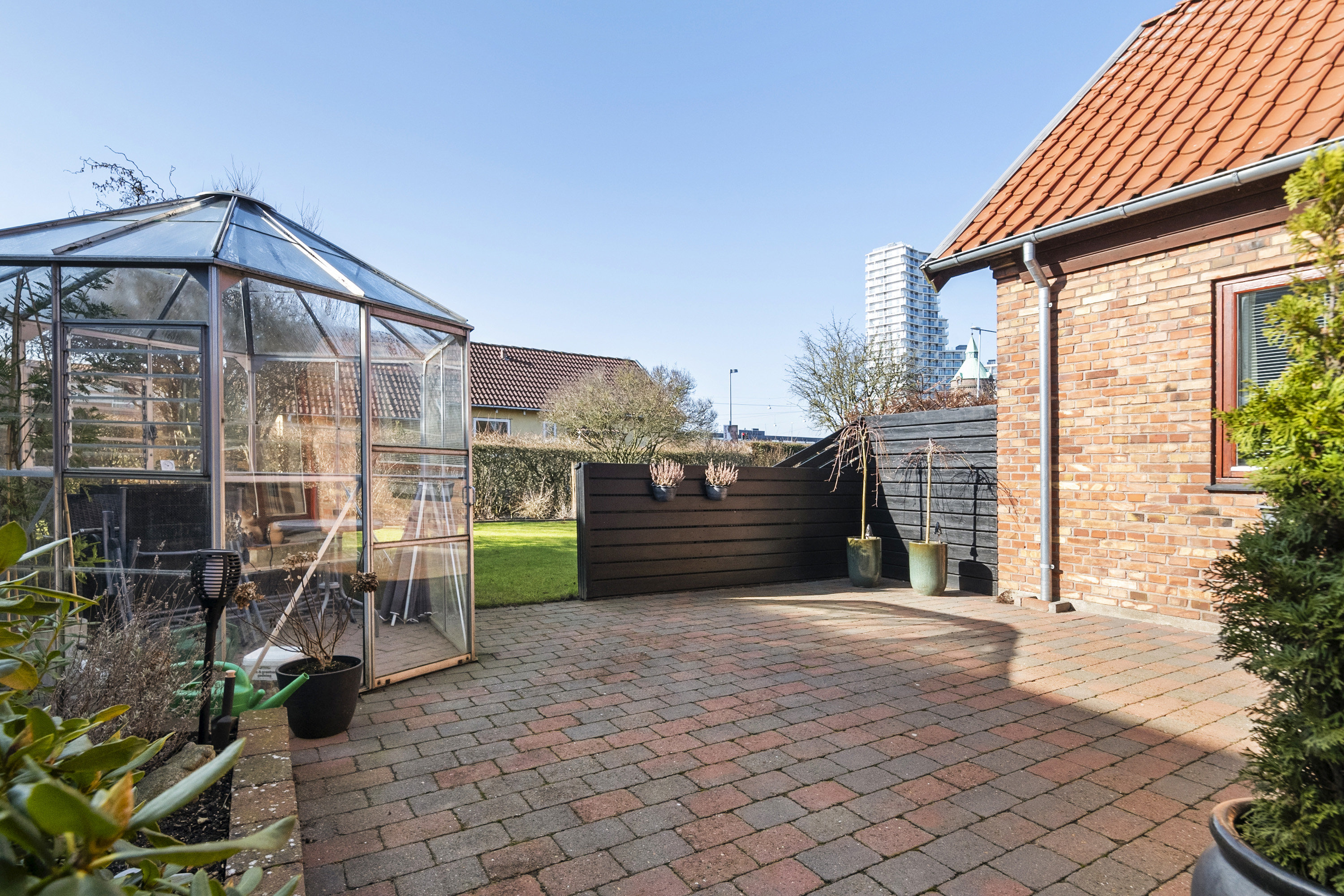 Fremhævet ejendommen billede i fuldskærmstilstand. Billede af Vejlby Ringvej 8, Risvangen, 8200 Aarhus N