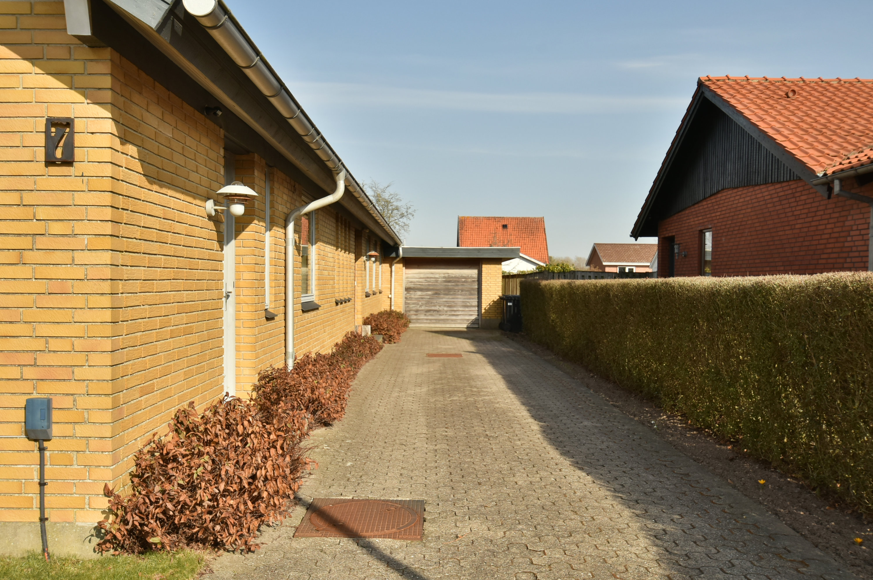 Fremhævet indkørsel billede i fuldskærmstilstand. Billede af Søndergårdvej 7, Hammerum, 7400 Herning