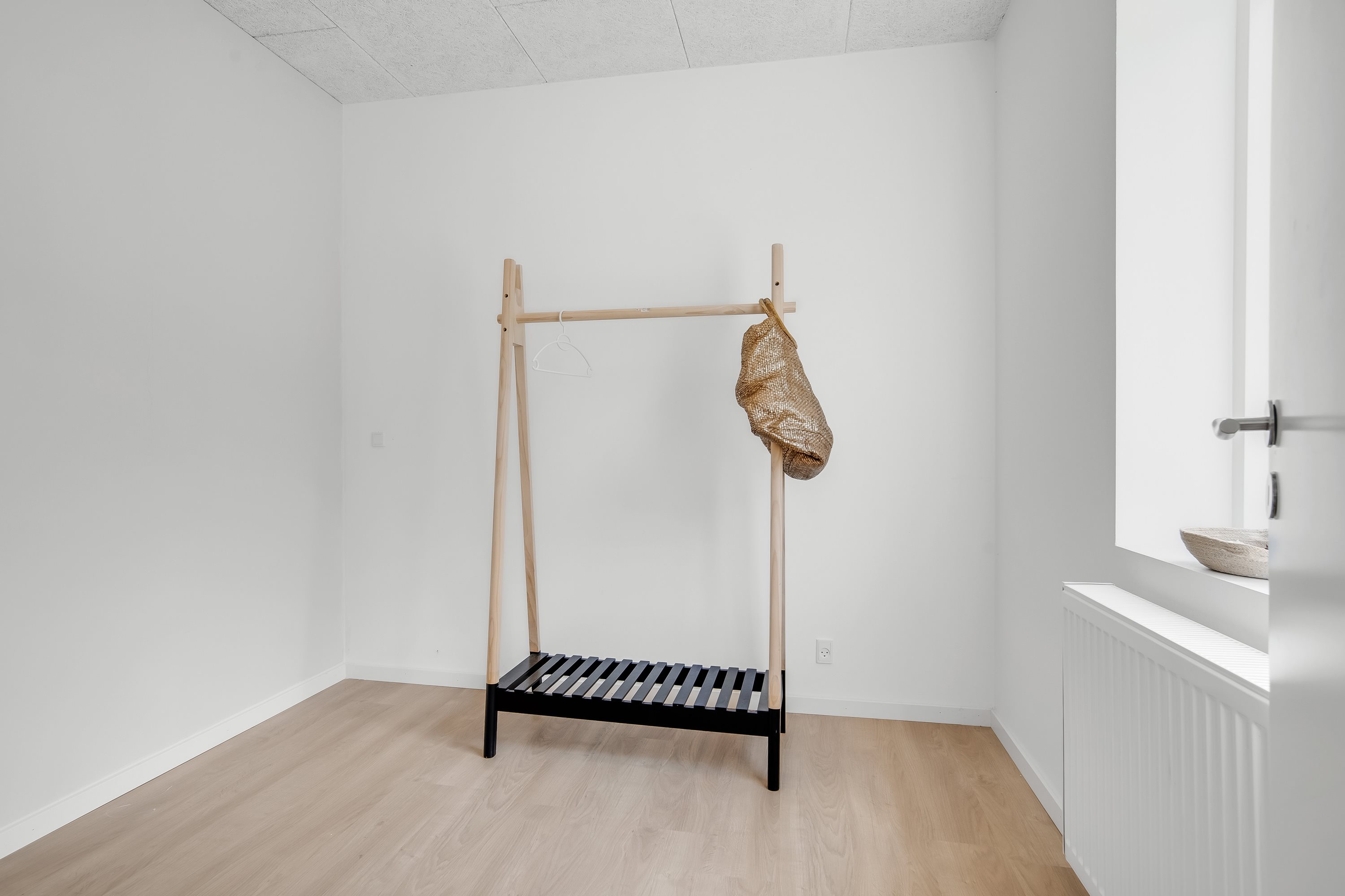 Fremhævet værelse billede i fuldskærmstilstand. Billede af Prins Buris Vej 10, Mejdal, 7500 Holstebro