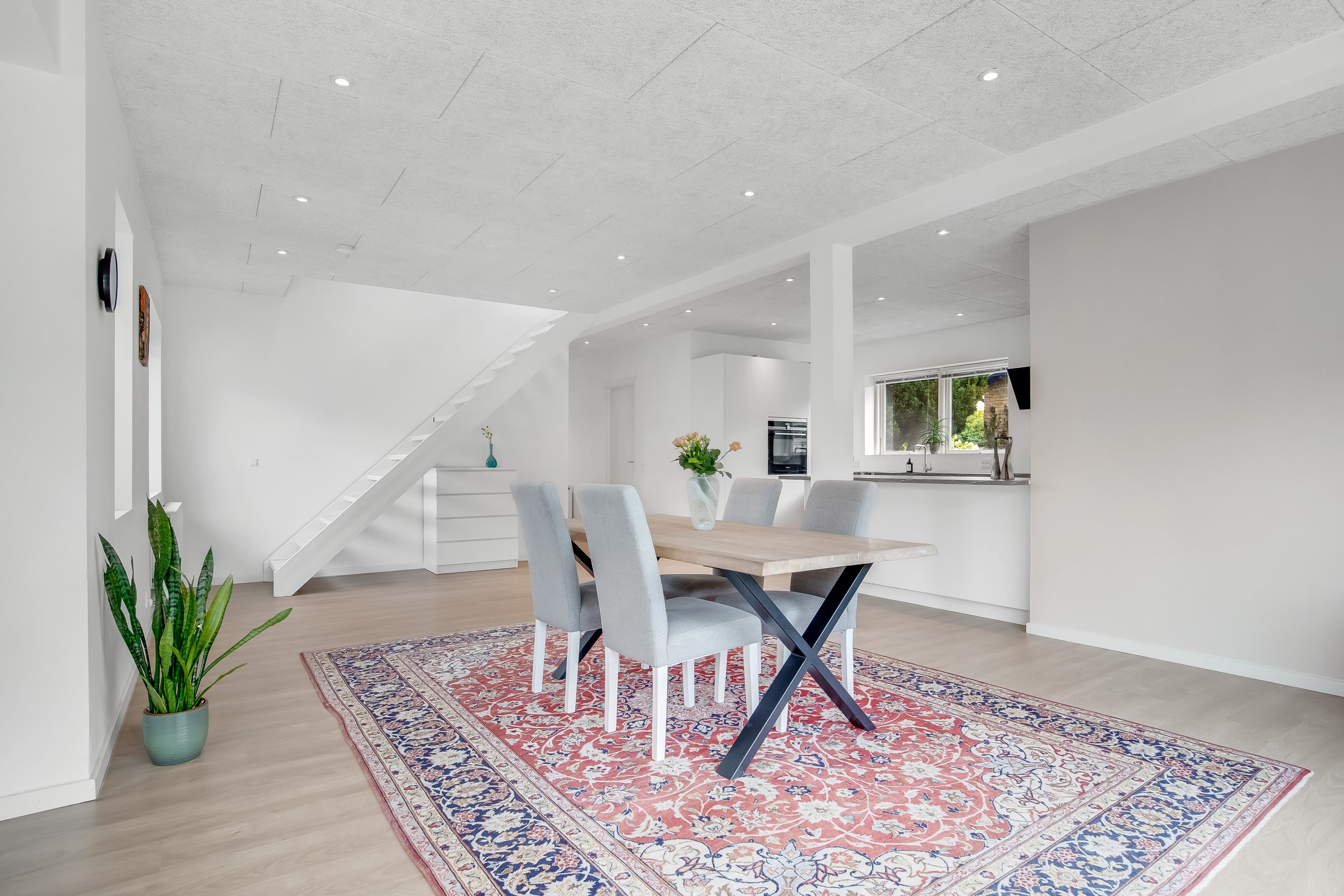 Fremhævet køkken alrum billede i fuldskærmstilstand. Billede af Prins Buris Vej 10, Mejdal, 7500 Holstebro