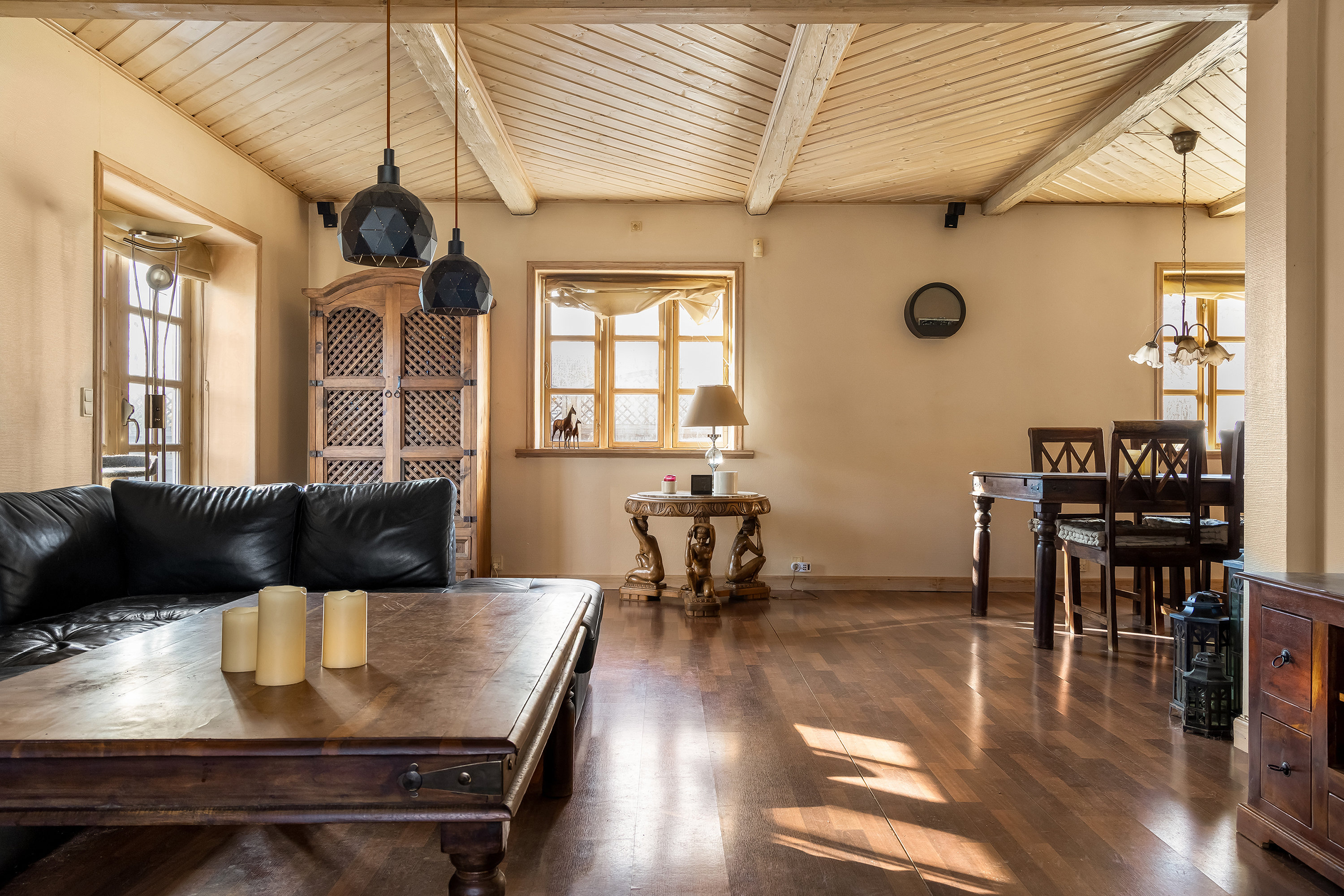 Fremhævet stue billede i fuldskærmstilstand. Billede af Rosenbakken 2A, Kulhuse, 3630 Jægerspris