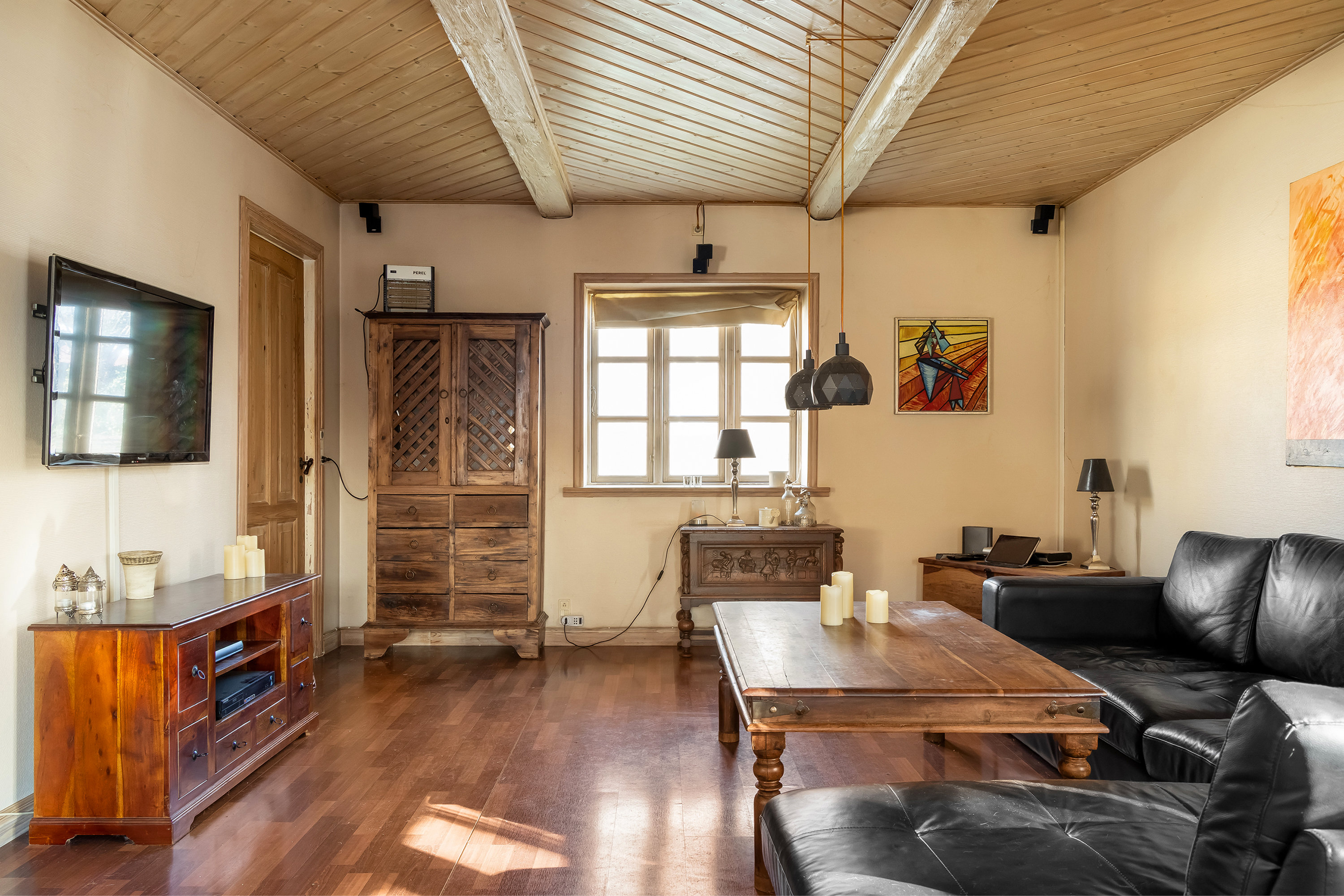 Fremhævet stue billede i fuldskærmstilstand. Billede af Rosenbakken 2A, Kulhuse, 3630 Jægerspris