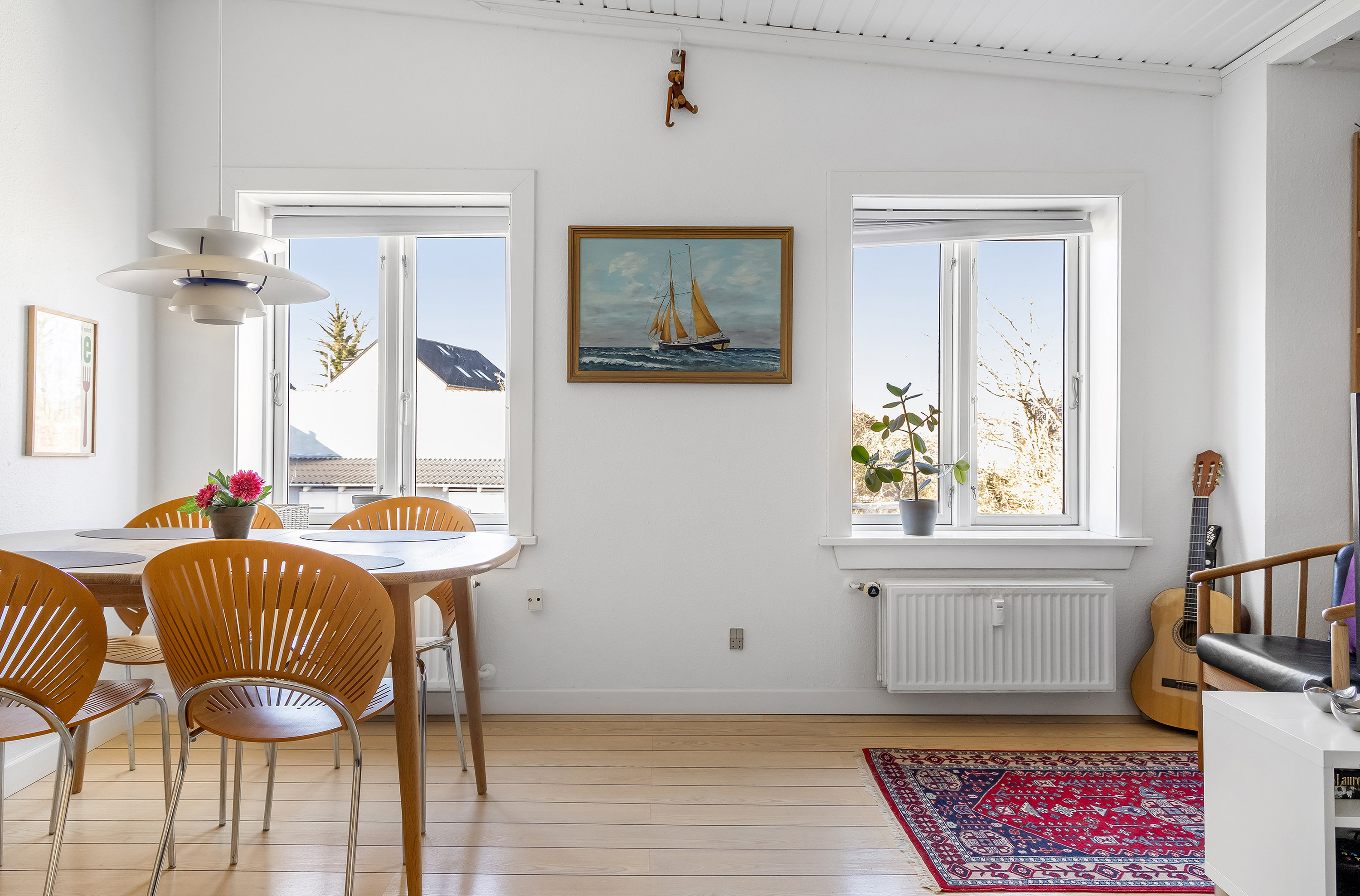 Fremhævet stue billede i fuldskærmstilstand. Billede af Lundevej 18B, st.., 3600 Frederikssund