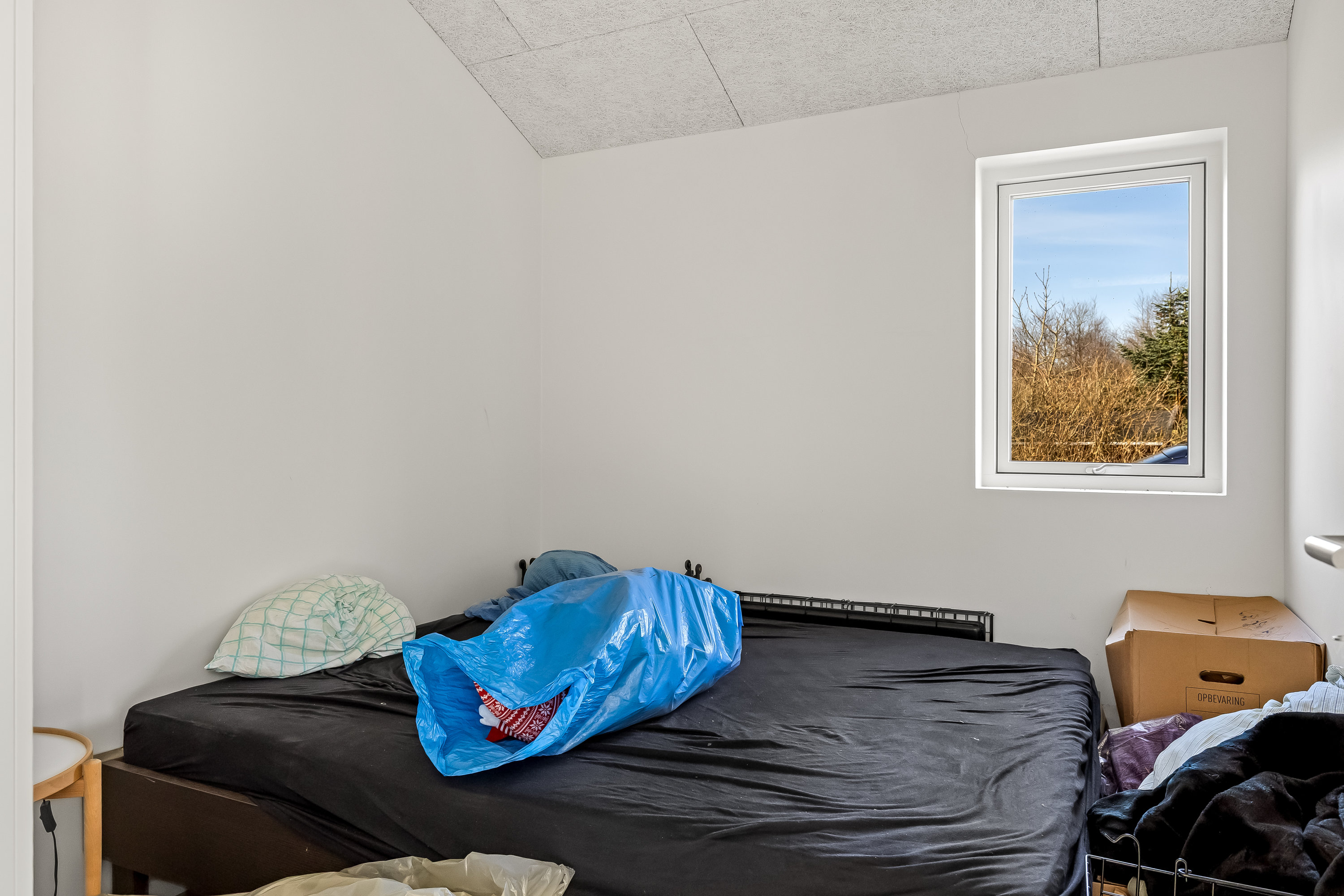 Fremhævet soveværelse billede i fuldskærmstilstand. Billede af Pionerskoven 10, Arrild, 6520 Toftlund