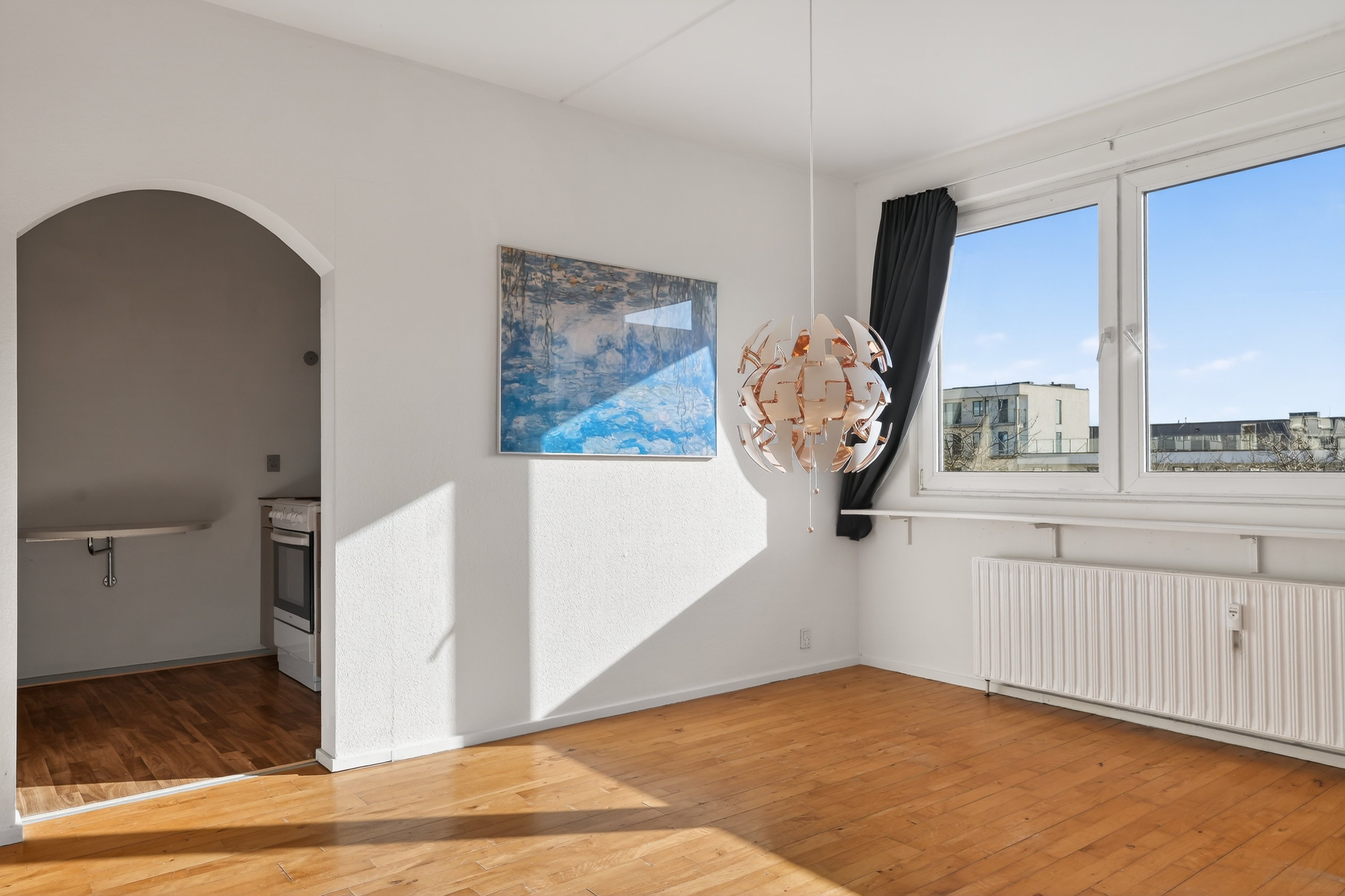 Fremhævet stue billede i fuldskærmstilstand. Billede af Elmelyparken 6B, 2. mf., 2680 Solrød Strand