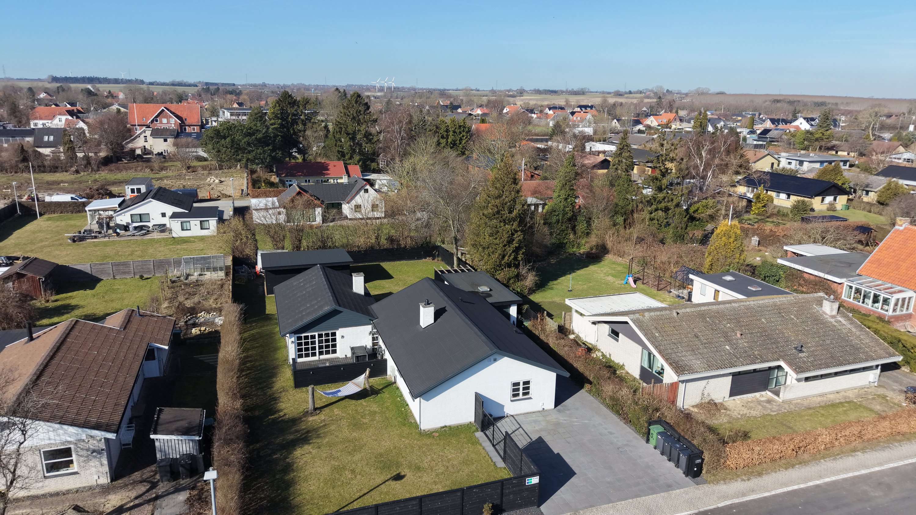 Fremhævet luftfoto billede i fuldskærmstilstand. Billede af Nørrevej 5, 2690 Karlslunde