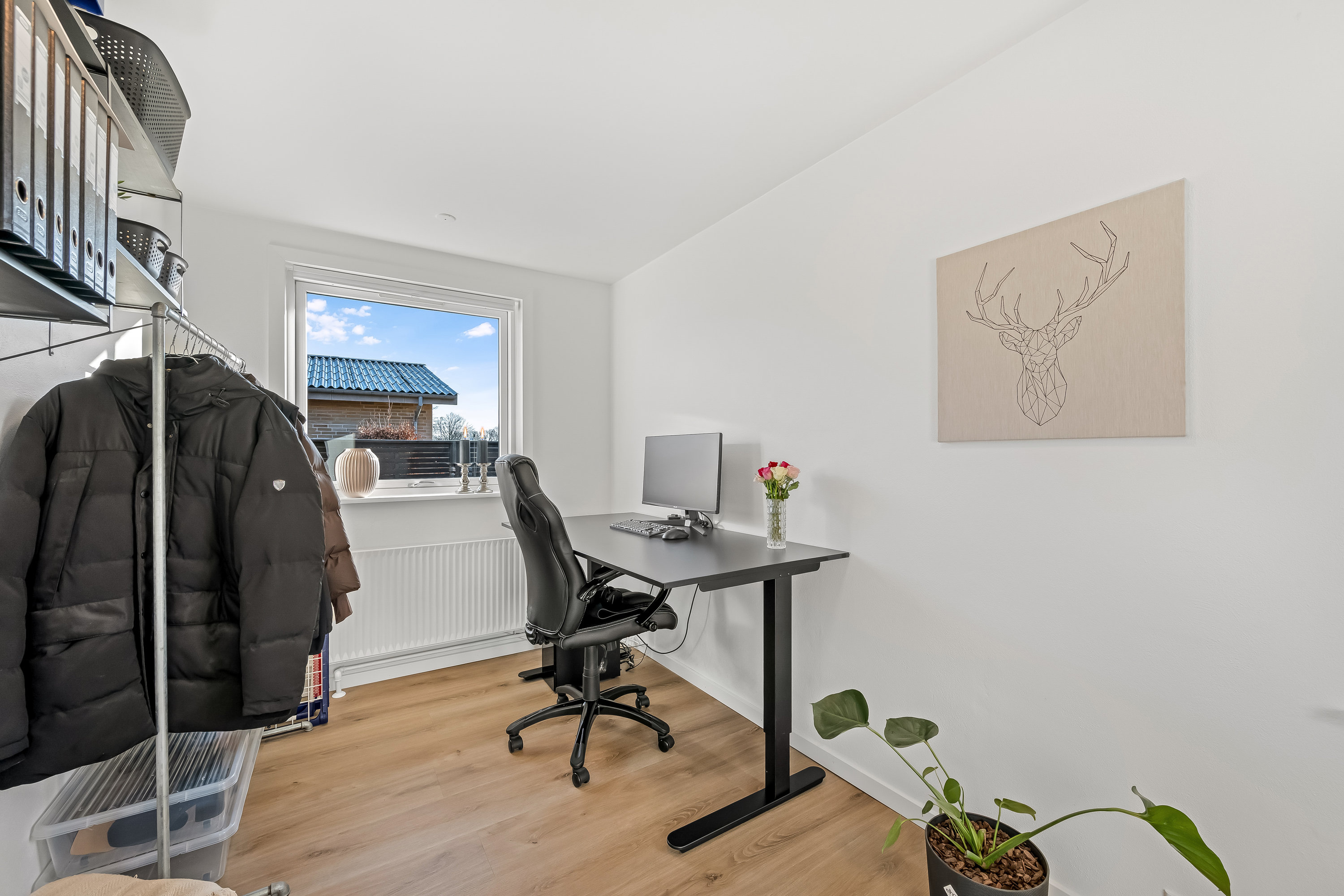 Fremhævet værelse billede i fuldskærmstilstand. Billede af Kløvervej 20, 6880 Tarm