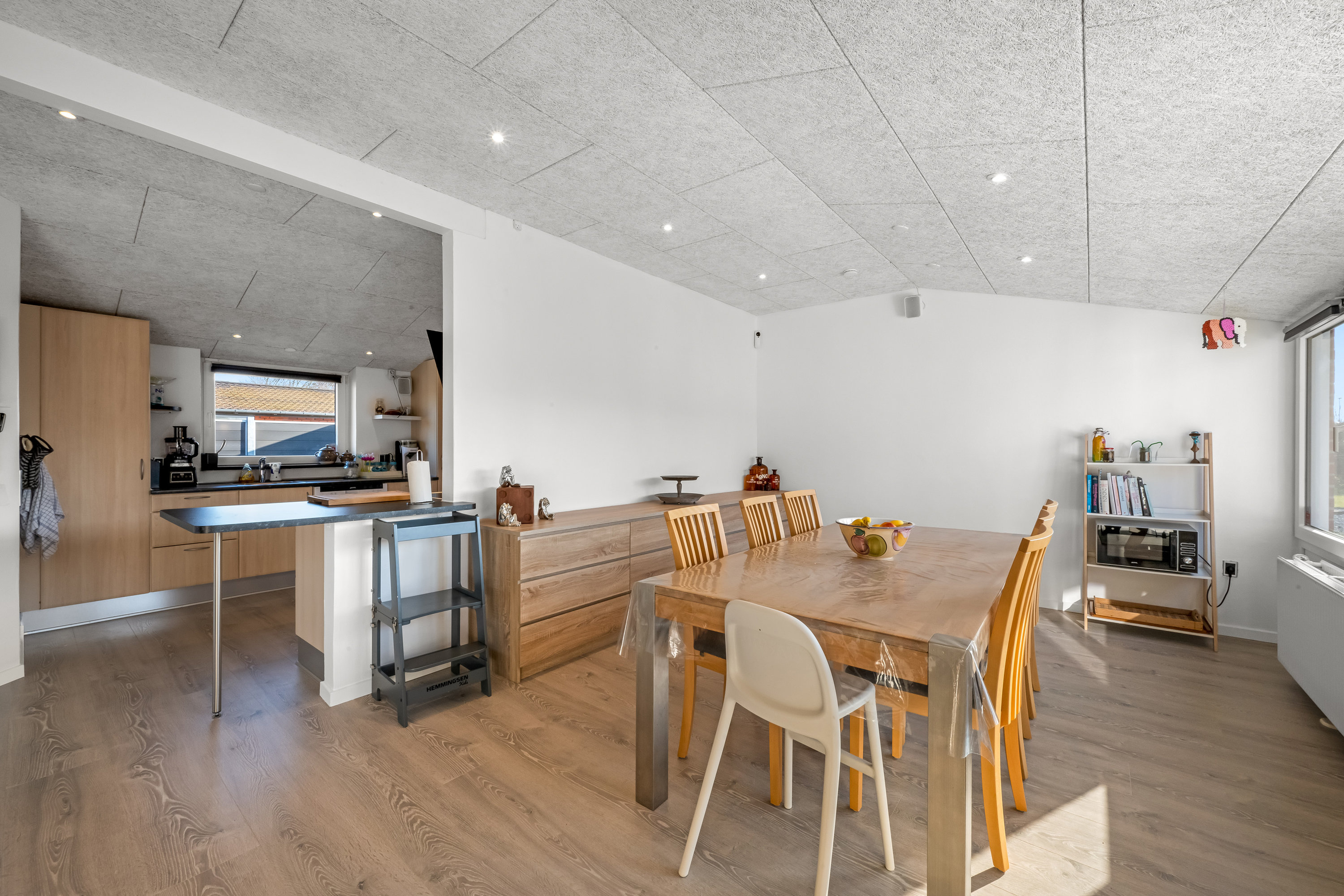 Fremhævet stue billede i fuldskærmstilstand. Billede af Lærkevej 10, 6880 Tarm