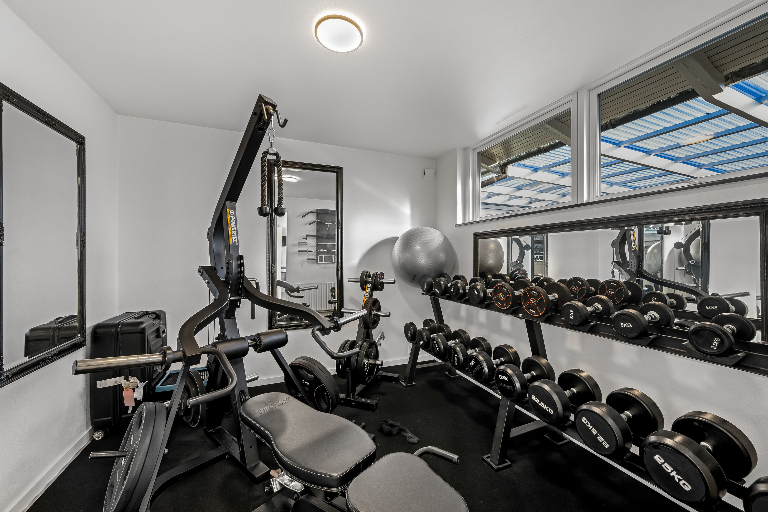 Fremhævet værelse billede i fuldskærmstilstand. Billede af Kløvervej 20, 6880 Tarm