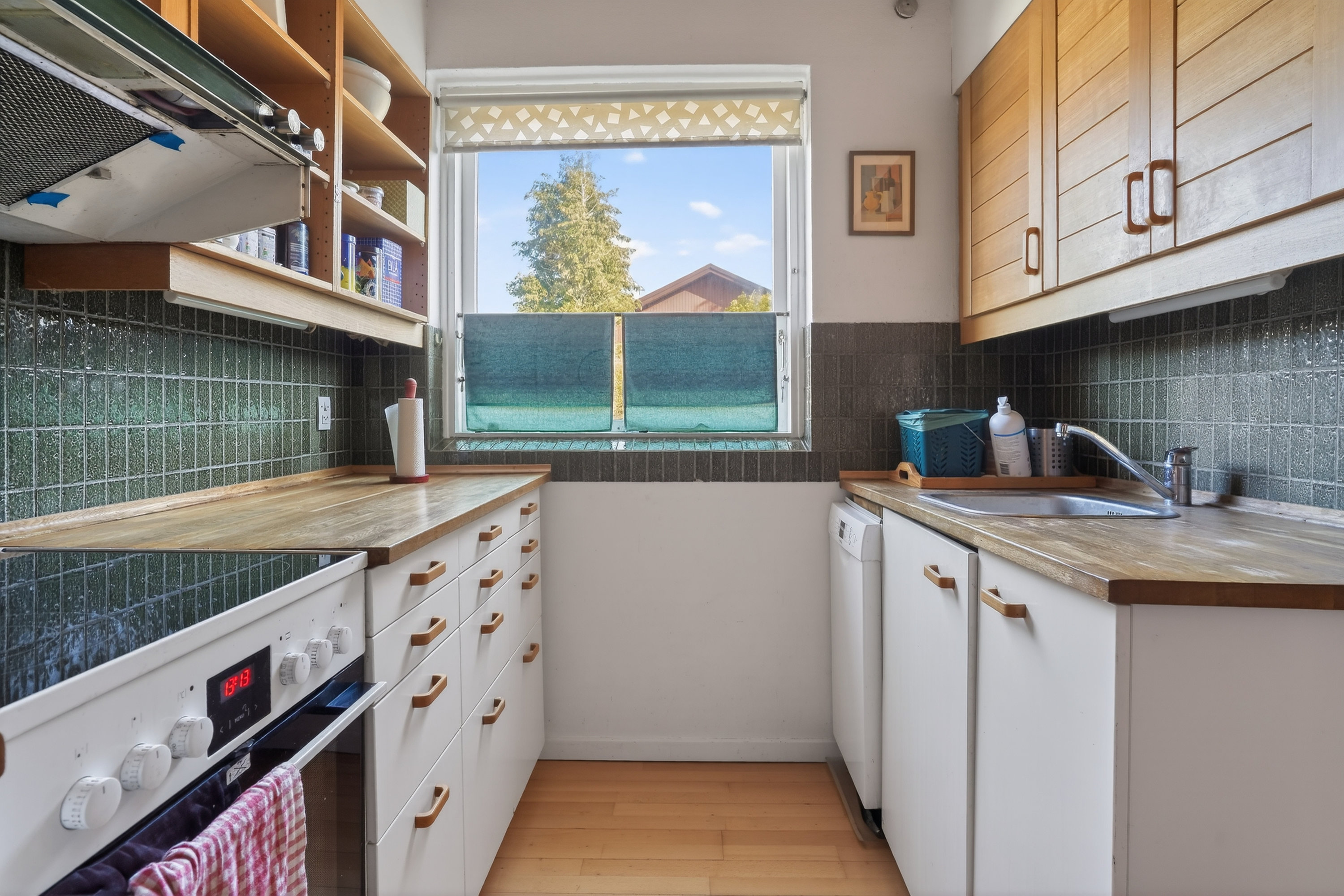 Fremhævet køkken billede i fuldskærmstilstand. Billede af Kagsåvej 133, 2860 Søborg