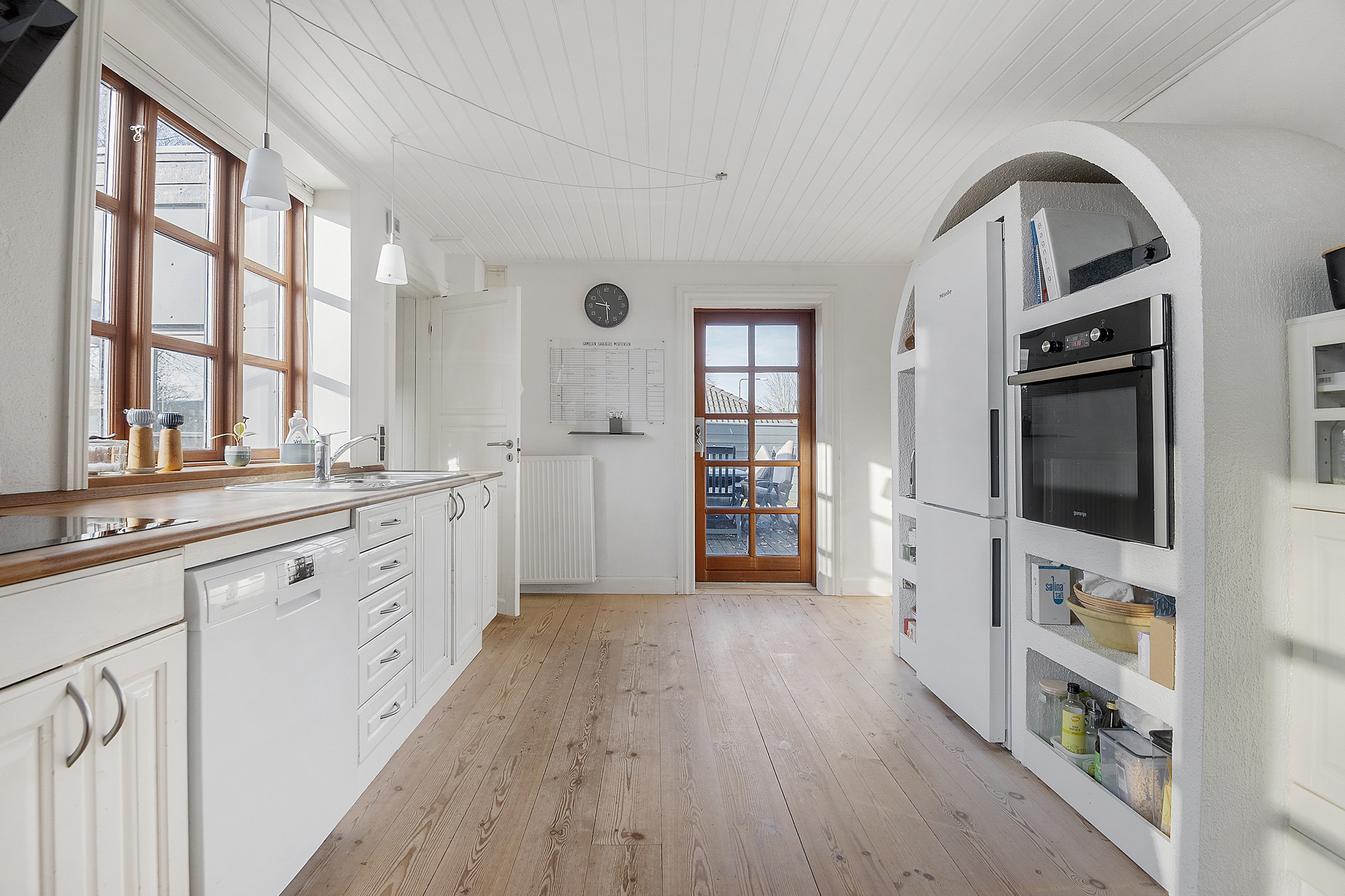 Fremhævet køkken billede i fuldskærmstilstand. Billede af Plantagevej 22, 6740 Bramming