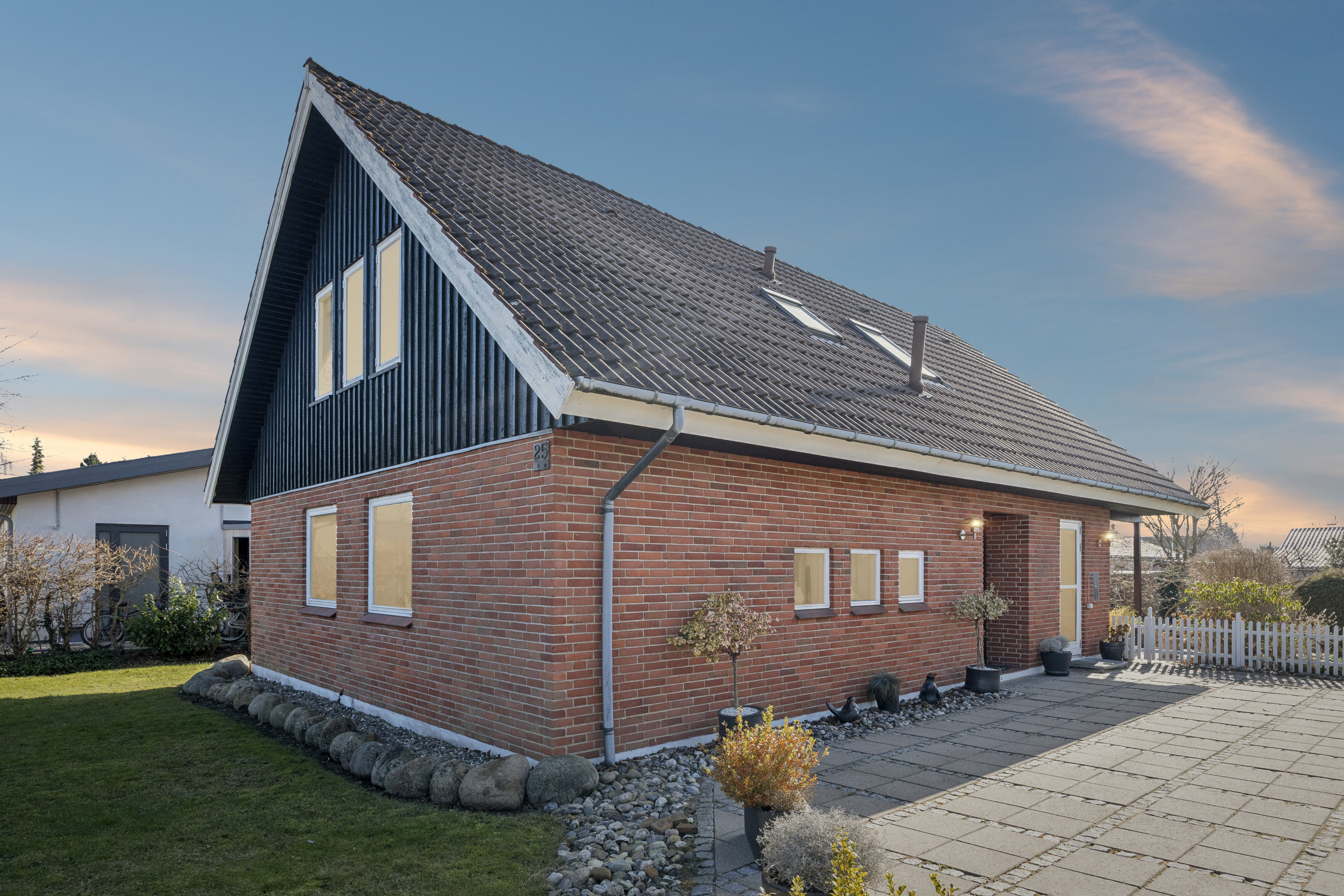 Fremhævet ejendommen billede i fuldskærmstilstand. Billede af Strandlyst Alle 25, 2670 Greve