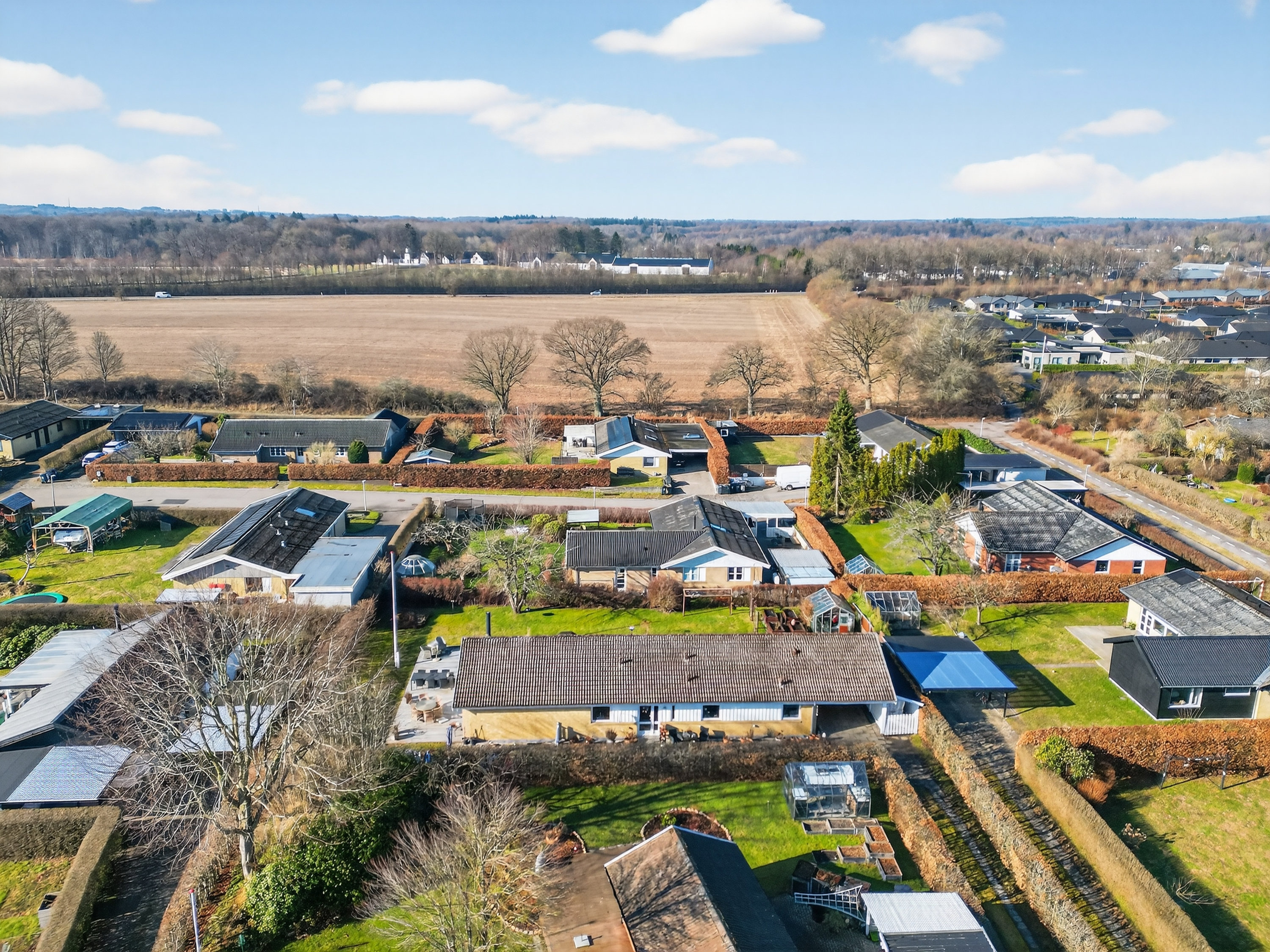 Fremhævet luftfoto billede i fuldskærmstilstand. Billede af Vilhelmsro 412, 3480 Fredensborg