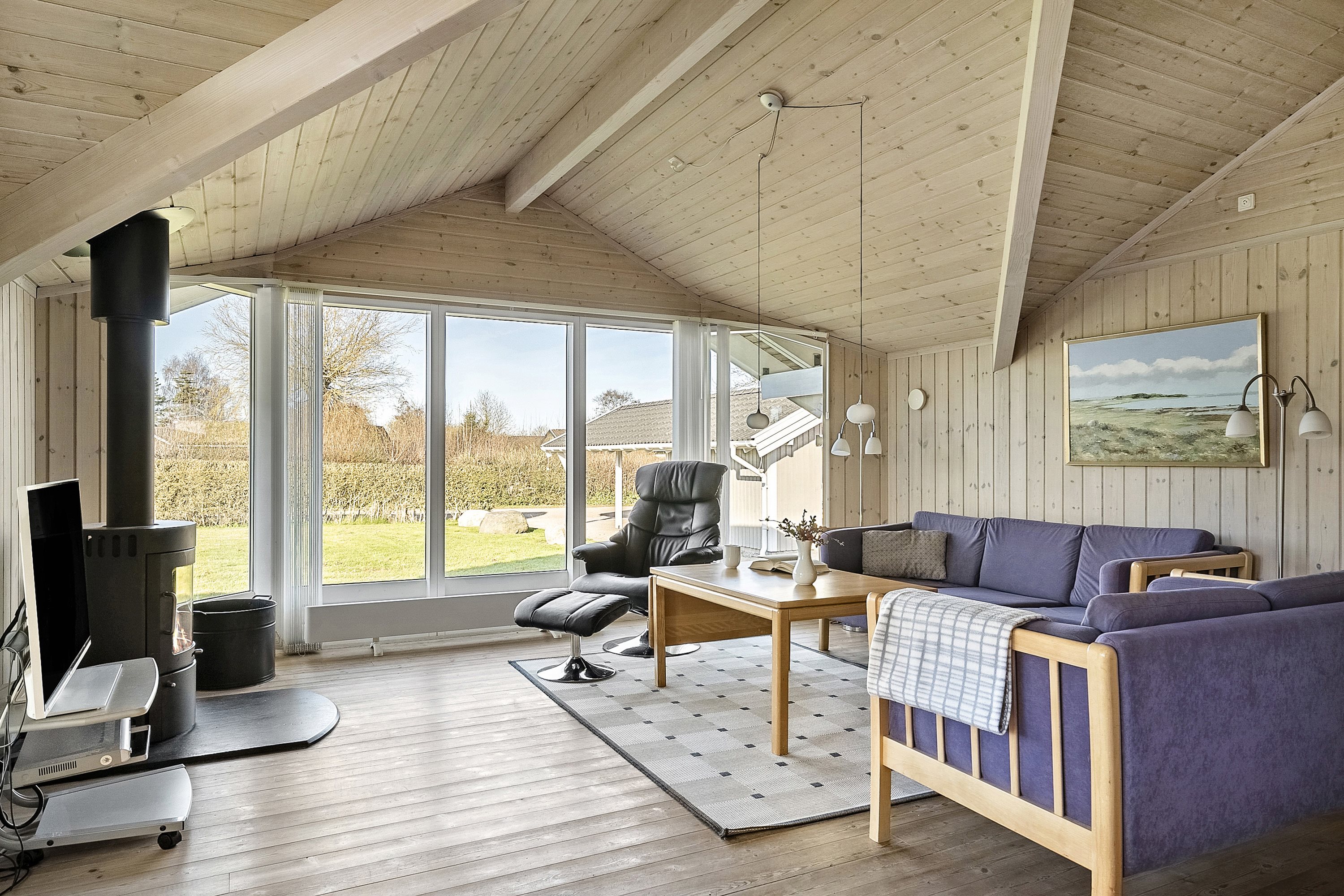 Fremhævet stue billede i fuldskærmstilstand. Billede af Engagervej 89, Dyngby Strand, 8300 Odder