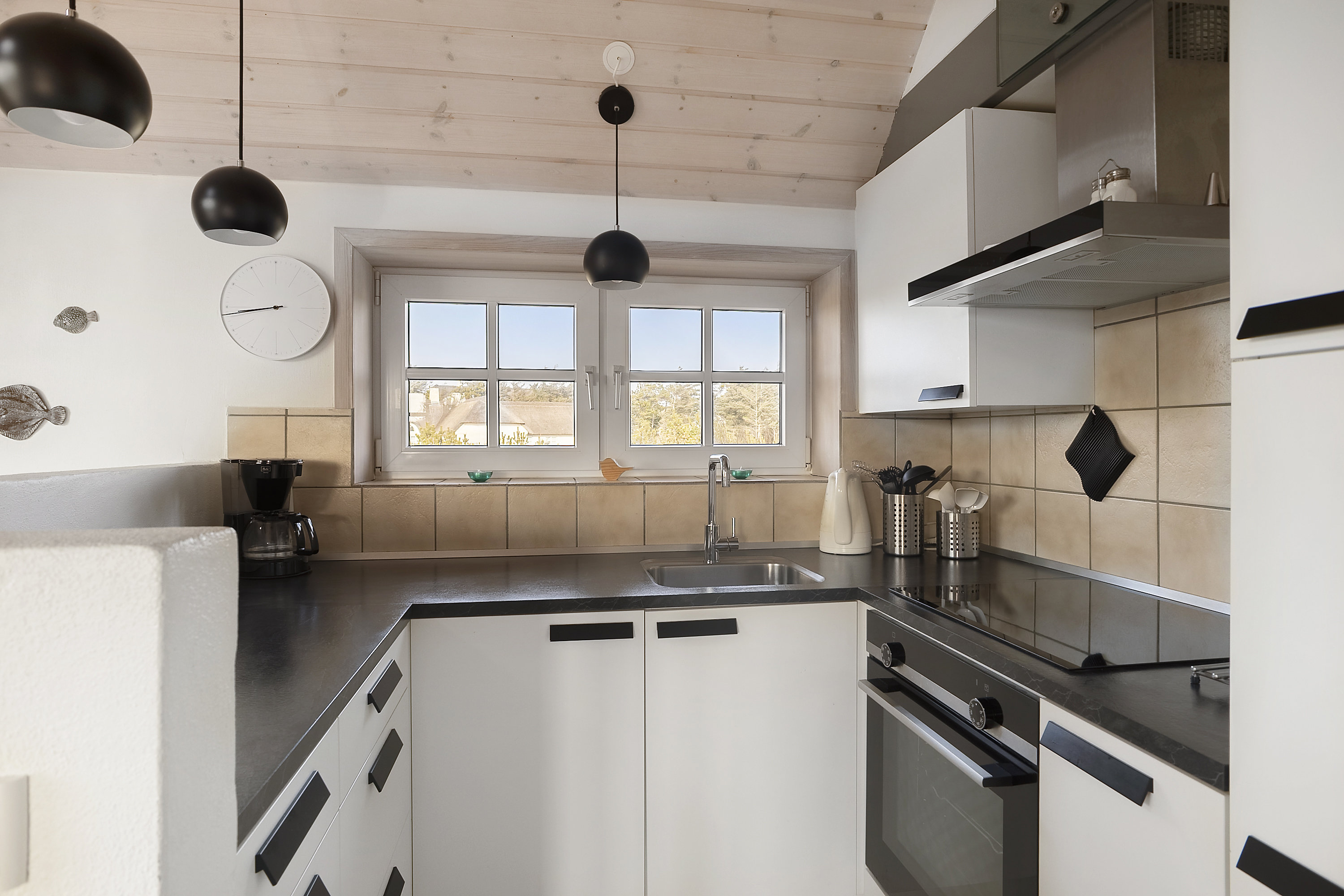 Fremhævet køkken billede i fuldskærmstilstand. Billede af Gaffelbjergvej 75, Husby, 6990 Ulfborg