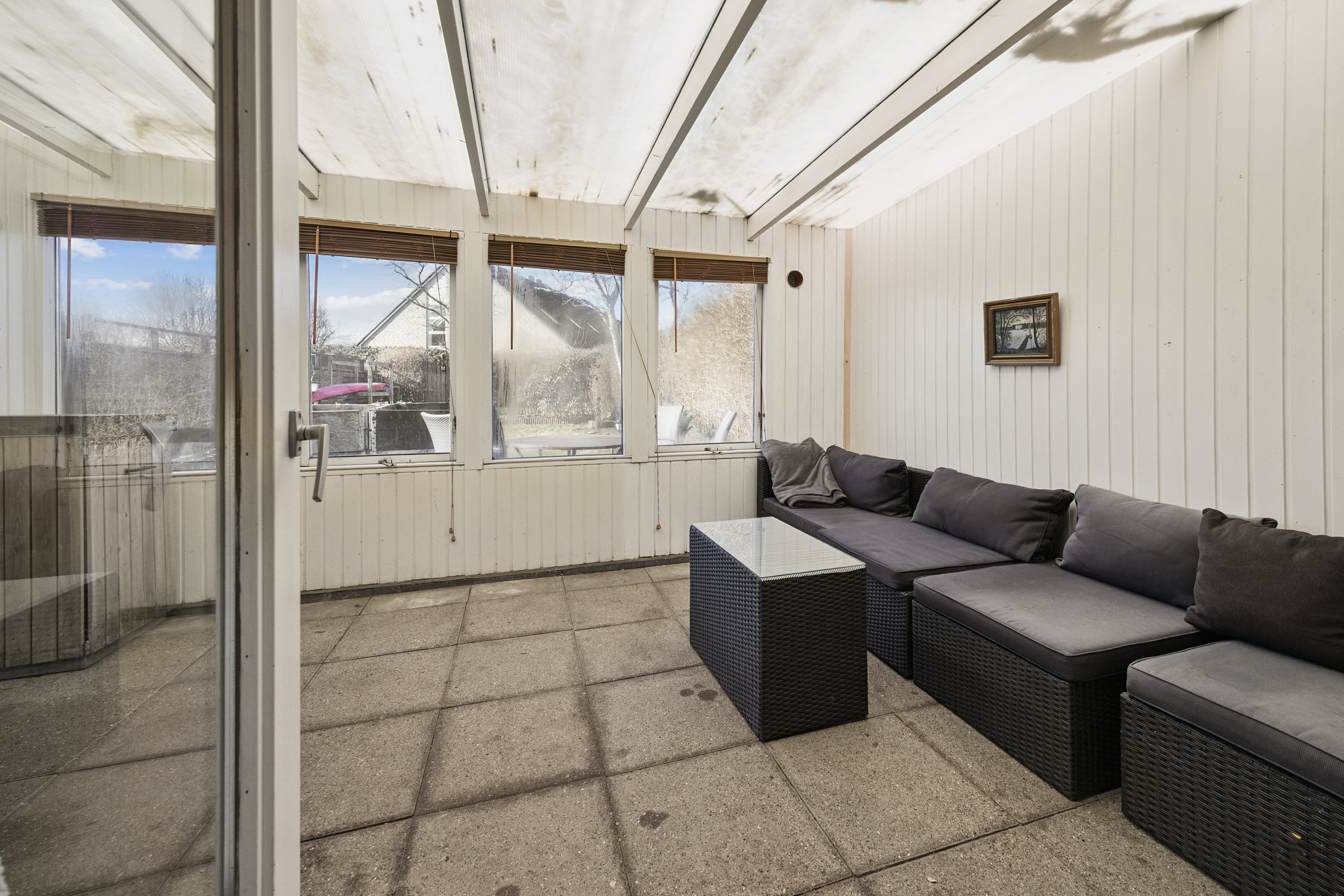 Fremhævet terrasse billede i fuldskærmstilstand. Billede af Vestbjerggårdvej 27, 9380 Vestbjerg